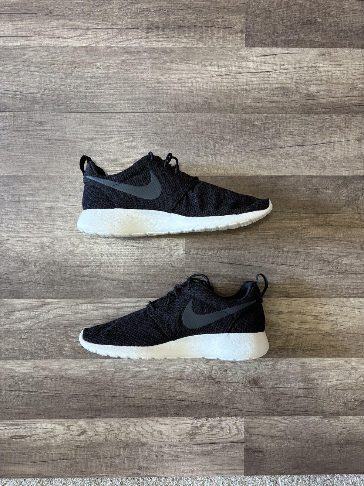 Nike Nike Roshe One Size US 10 / EU 43 - 2 Thumbnail