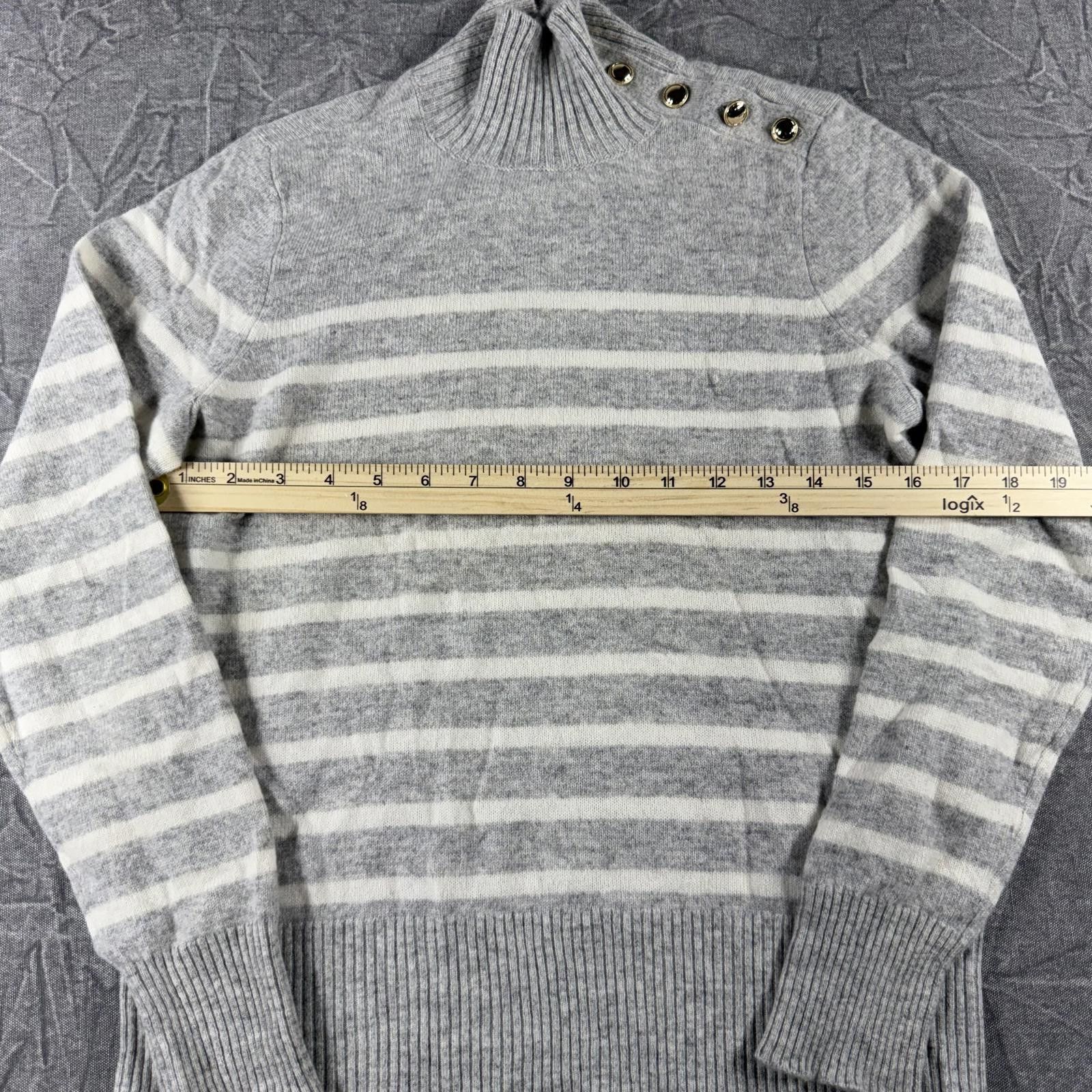 Charter Club Charter Club Shirt Women's S Grey Cashmere Gold Buttons Size S / US 4 / IT 40 - 5 Thumbnail