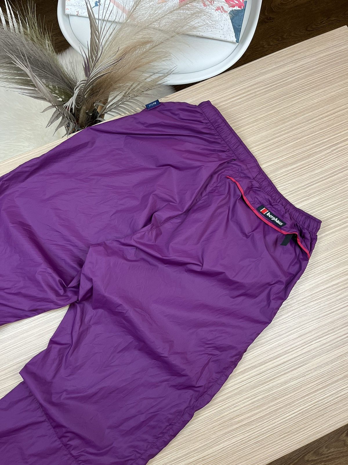 Berghaus BERGHAUS NYLON WATERPROOF OUTDOOR GORPCORE TRACKPANTS Size US 34 / EU 50 - 2 Thumbnail