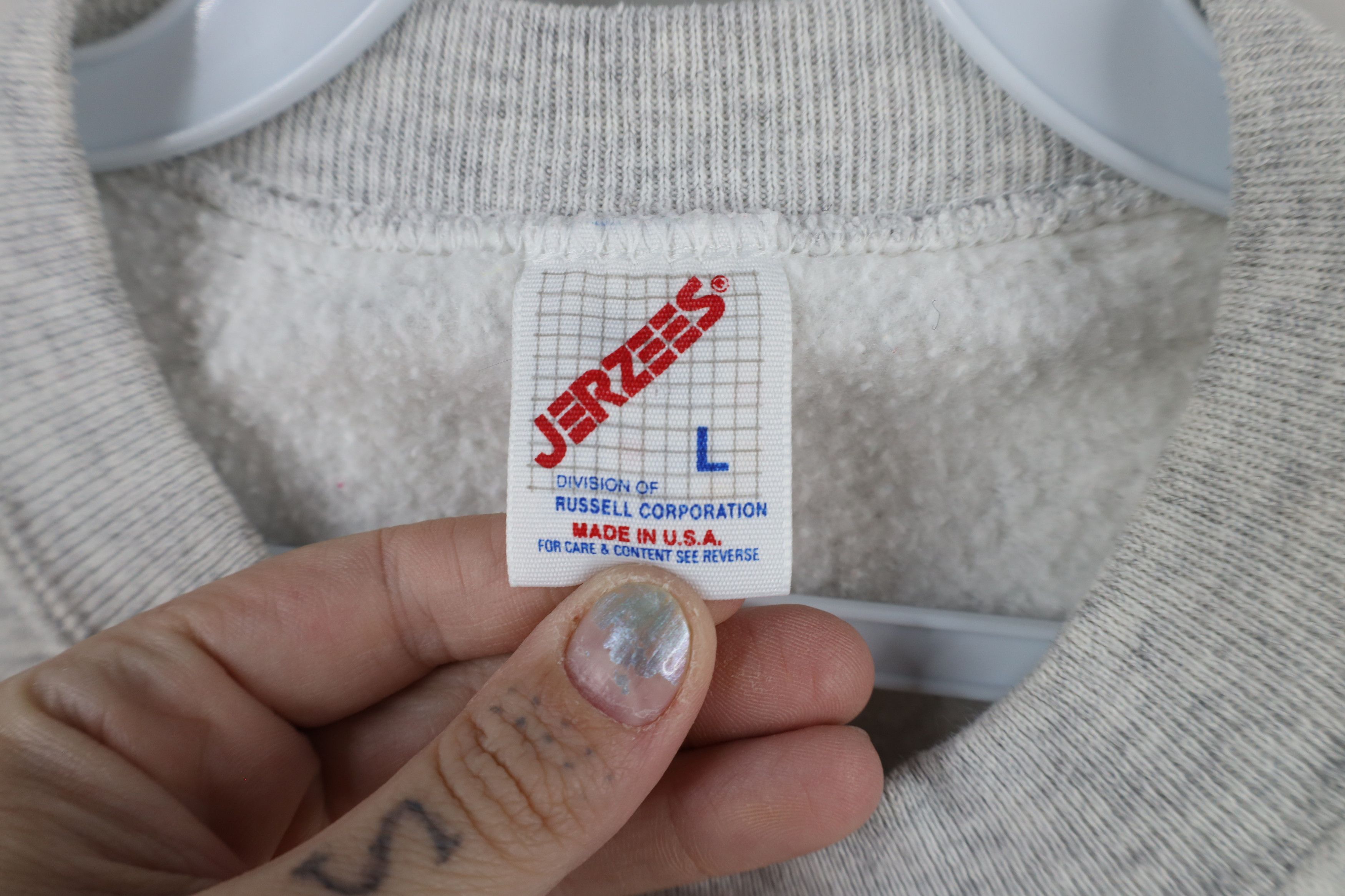 Vintage Vintage 90s Streetwear Lakes Michigan Sweatshirt Gray USA Size US L / EU 52-54 / 3 - 9 Thumbnail
