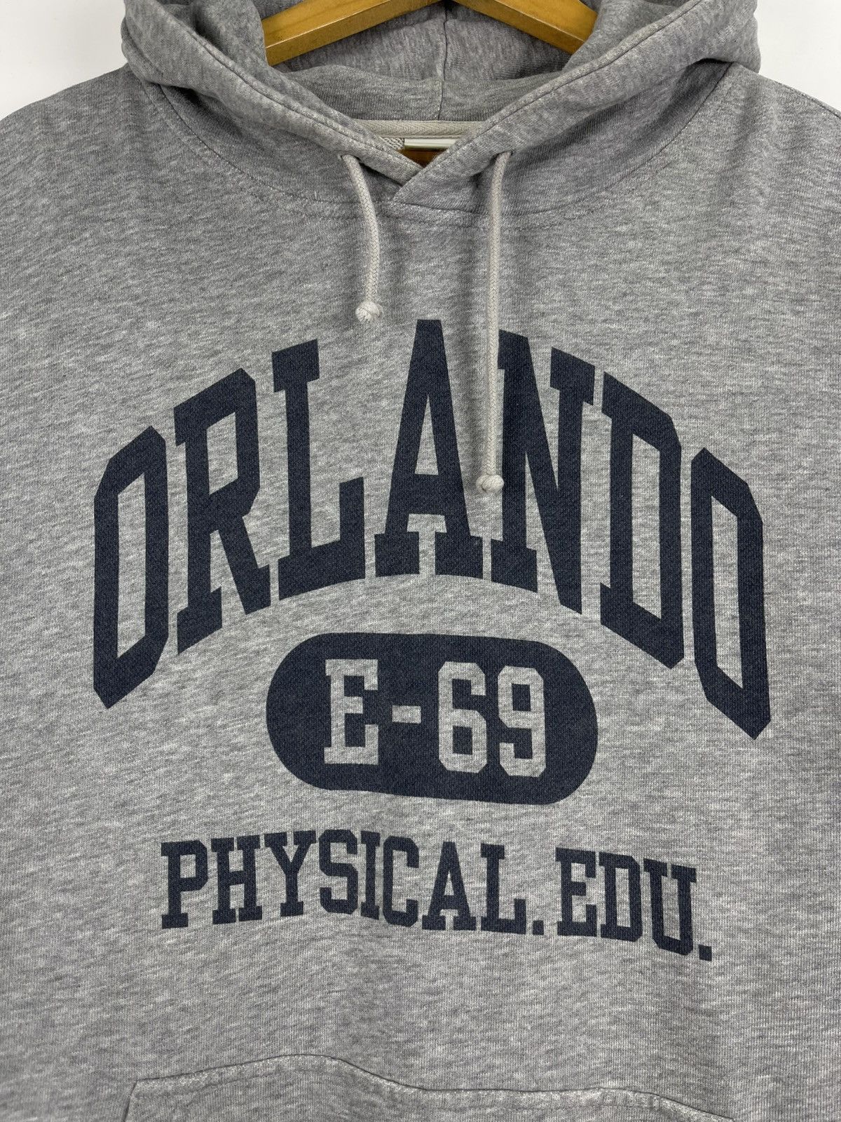 Champion × Vintage Vintage Orlando Physical Edu Size US XL / EU 56 / 4 - 8 Thumbnail