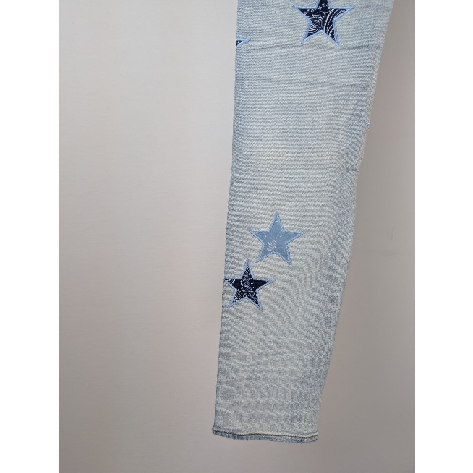 Amiri o1rshd1 Bandana Star Jean Denim Pants Jeans in Light Indigo Size US 30 / EU 46 - 17 Thumbnail