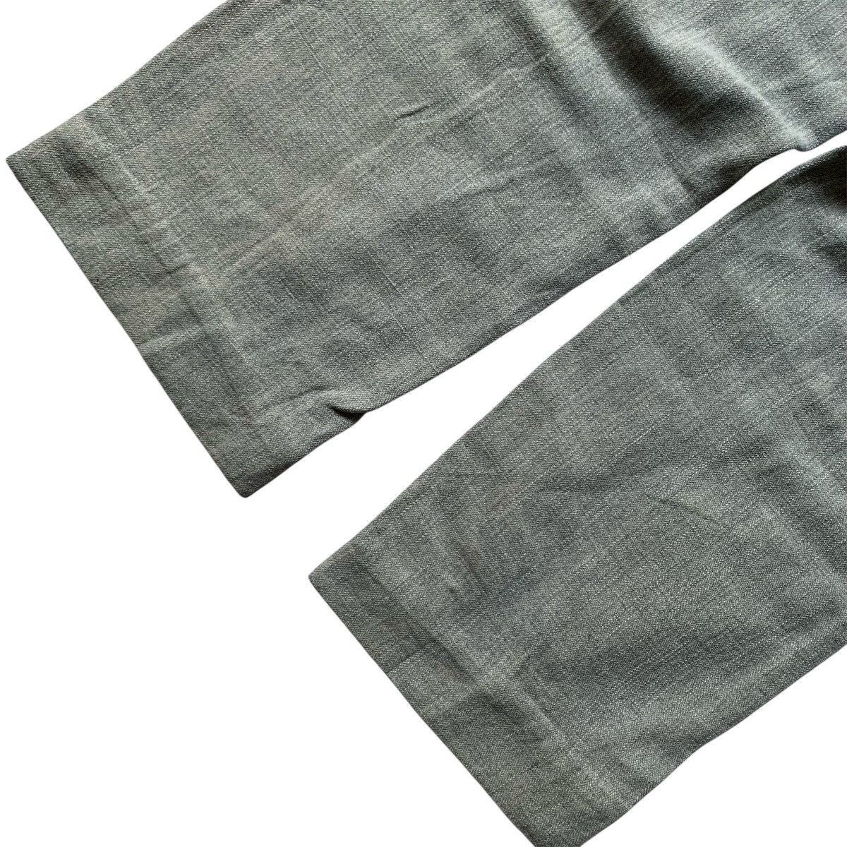 Emporio Armani wide-leg with a distinct colored piping detail down the side Size US 32 / EU 48 - 9 Thumbnail