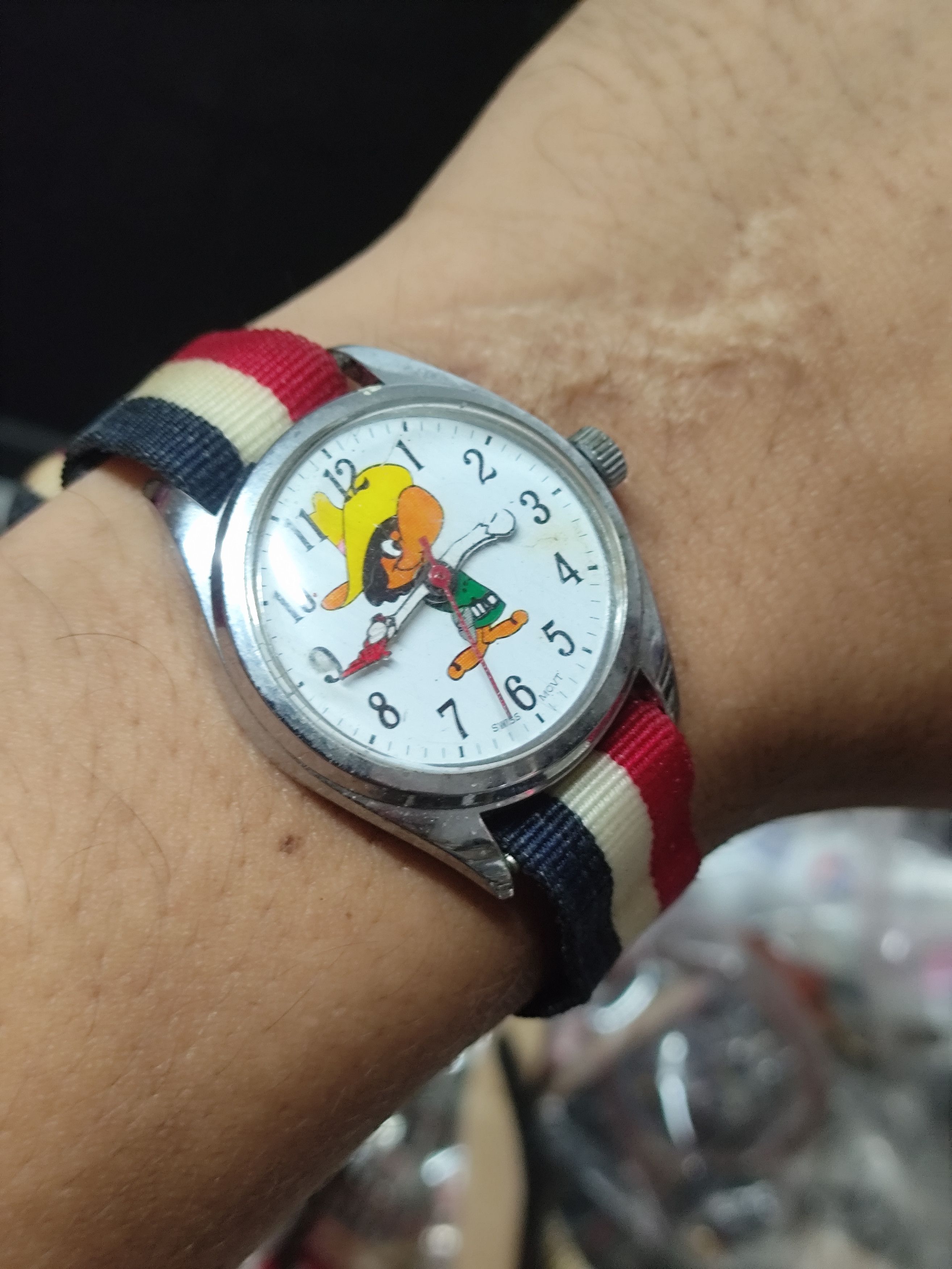 Vintage Vintage Collection Cartoon Swis Made Watch Automatic Size ONE SIZE - 1 Thumbnail