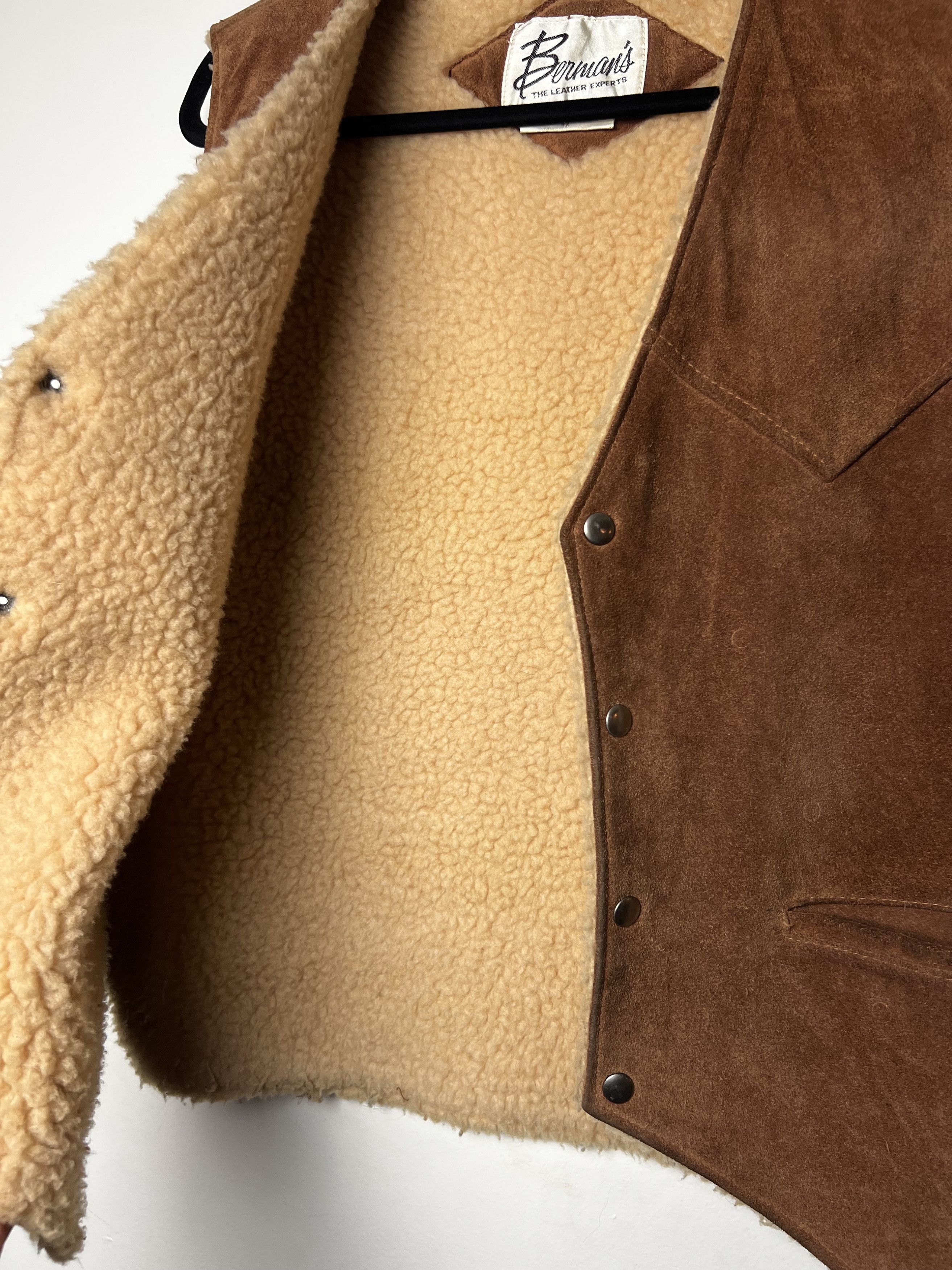 Vintage Vintage 1970's Berman's Brown Suede Leather Sherpa Vest Size US L / EU 52-54 / 3 - 11 Thumbnail