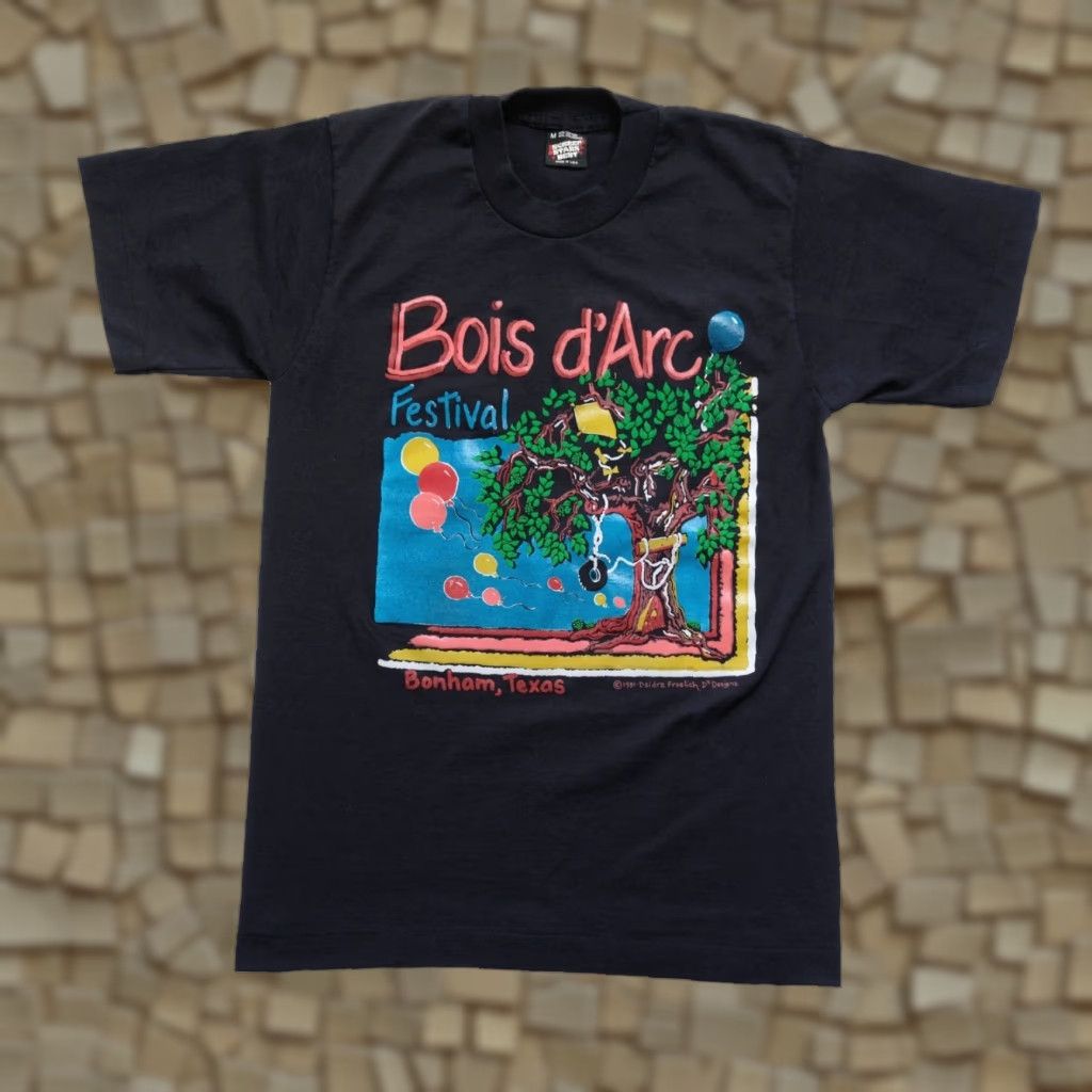 Fruit Of The Loom VINTAGE FRUIT OF THE LOOM T-SHIRT Graphic 90s Art Festival Bois d’Arc Bonham TX M Black Mens Size US M / EU 48-50 / 2 - 1 Thumbnail