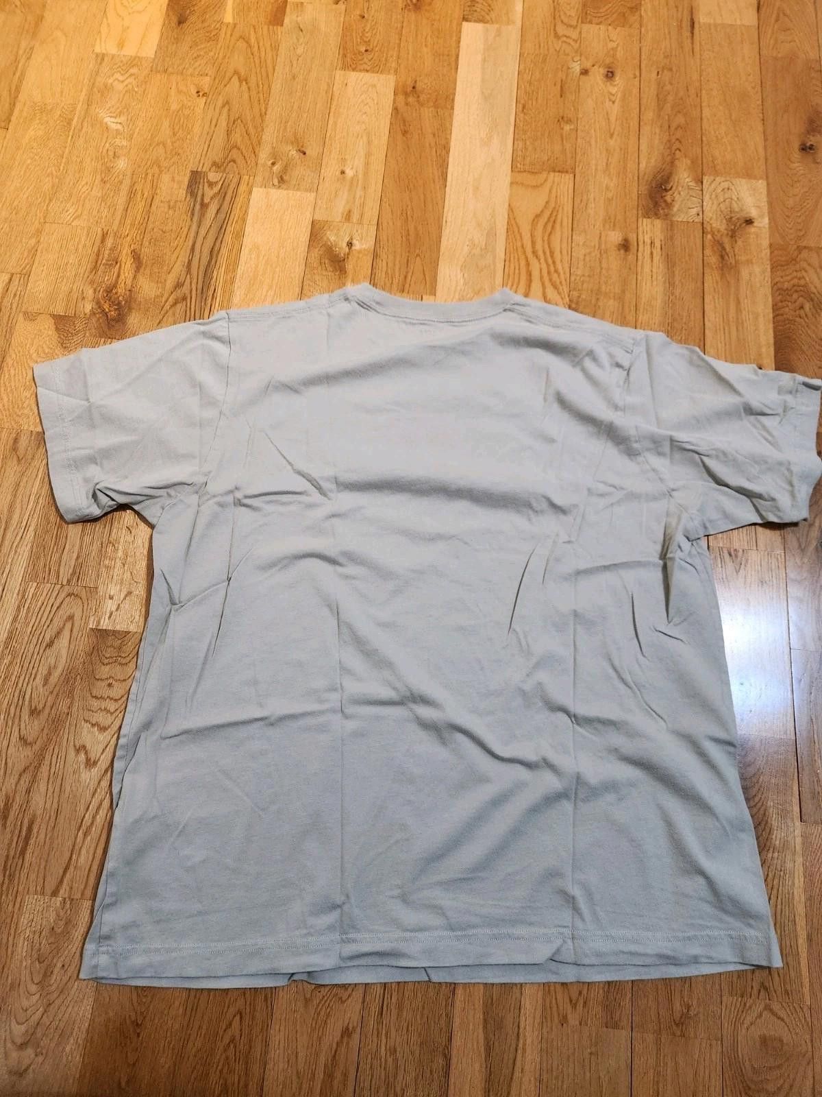 Uniqlo Uniqlo Demon Slayer Anime Shirt Burn Your Heart XL Size US XL / EU 56 / 4 - 5 Thumbnail