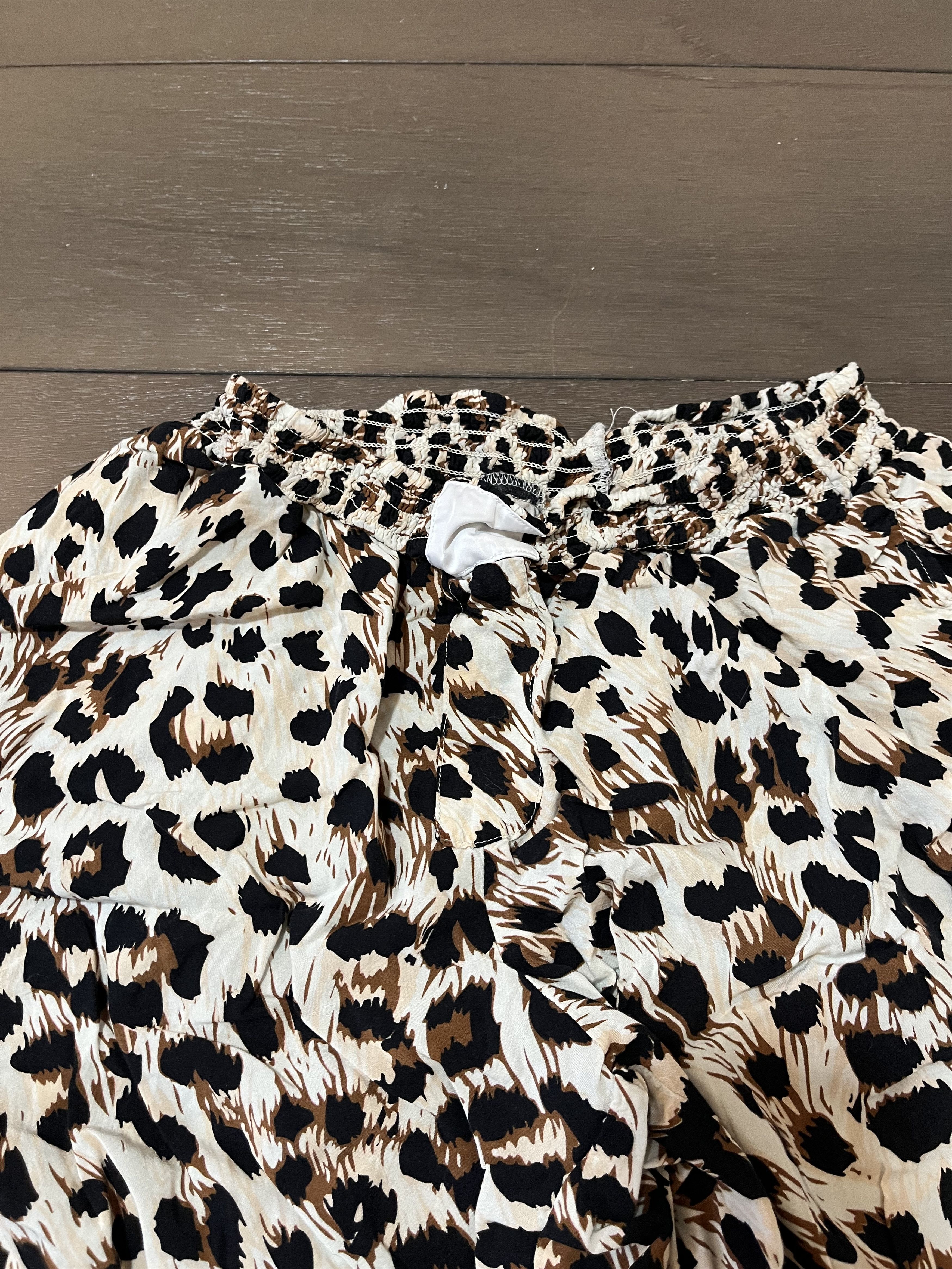 Other Cheetah Pants Size ONE SIZE - 3 Thumbnail