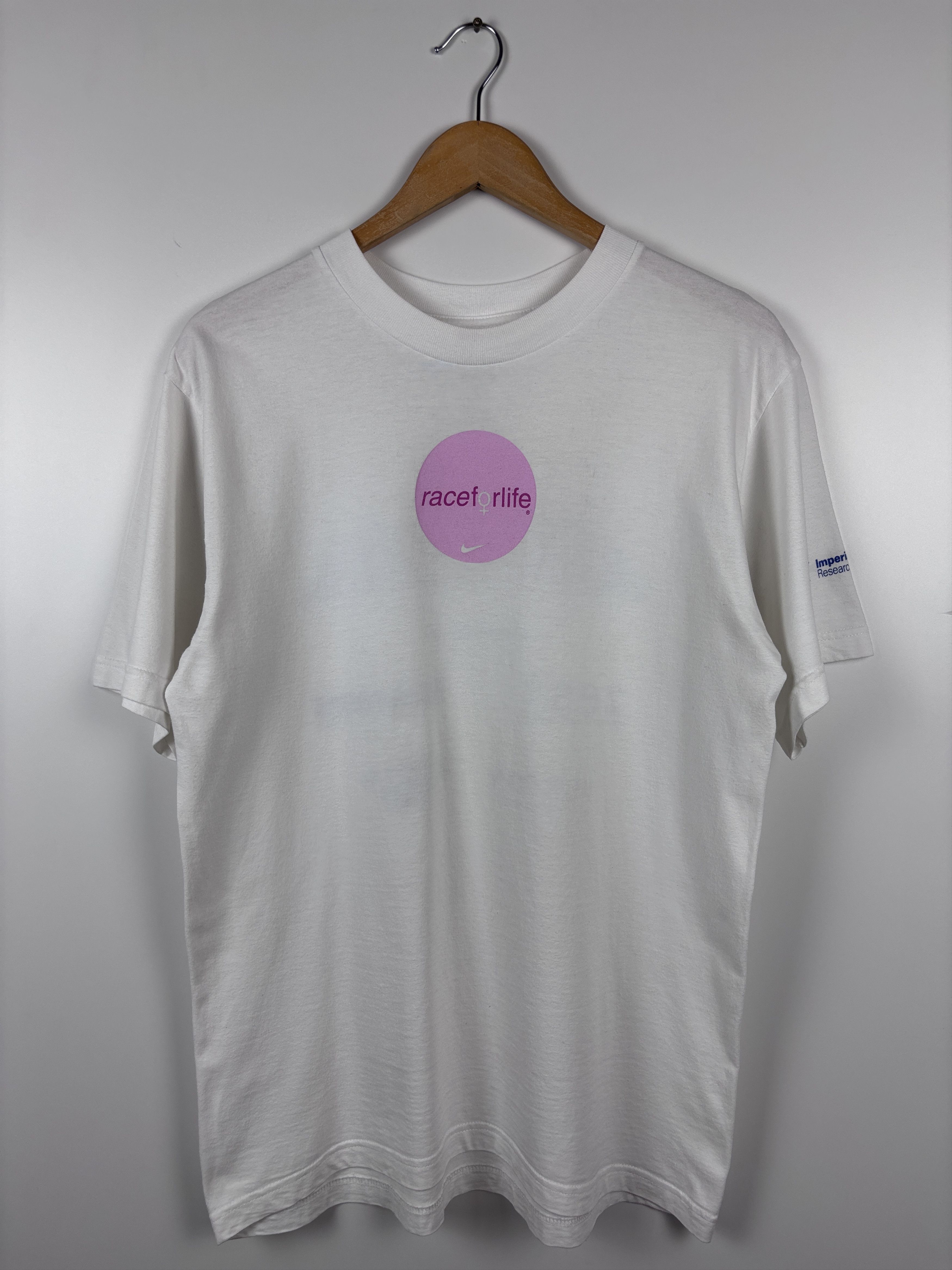 Nike × Vintage 1999 Nike Cancer Research Race For Life T-shirt White Size S Size US S / EU 44-46 / 1 - 1 Thumbnail