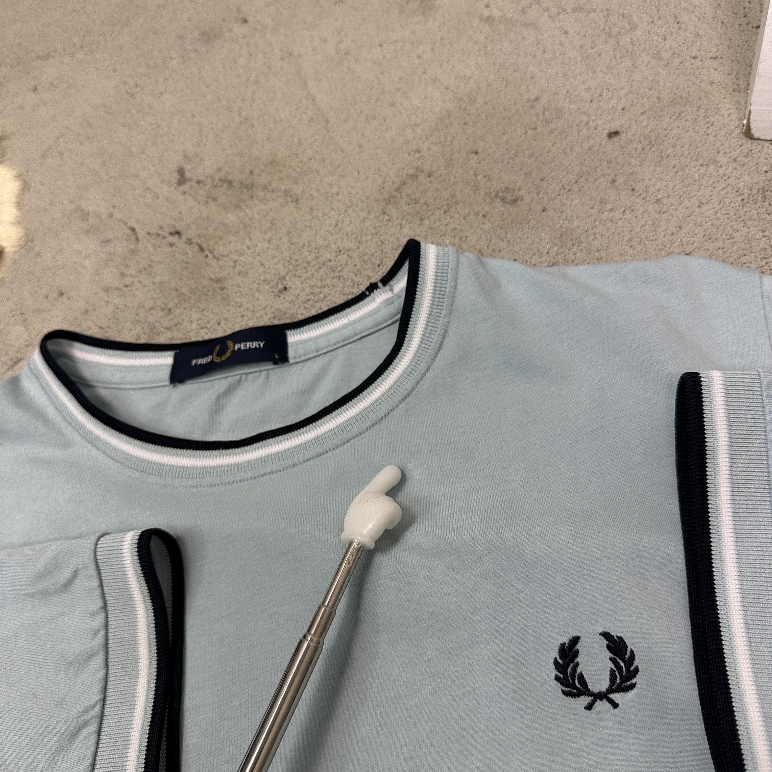 Fred Perry Vintage Streetwear Skater Fred Perry T-shirt Y2K Size US L / EU 52-54 / 3 - 4 Thumbnail
