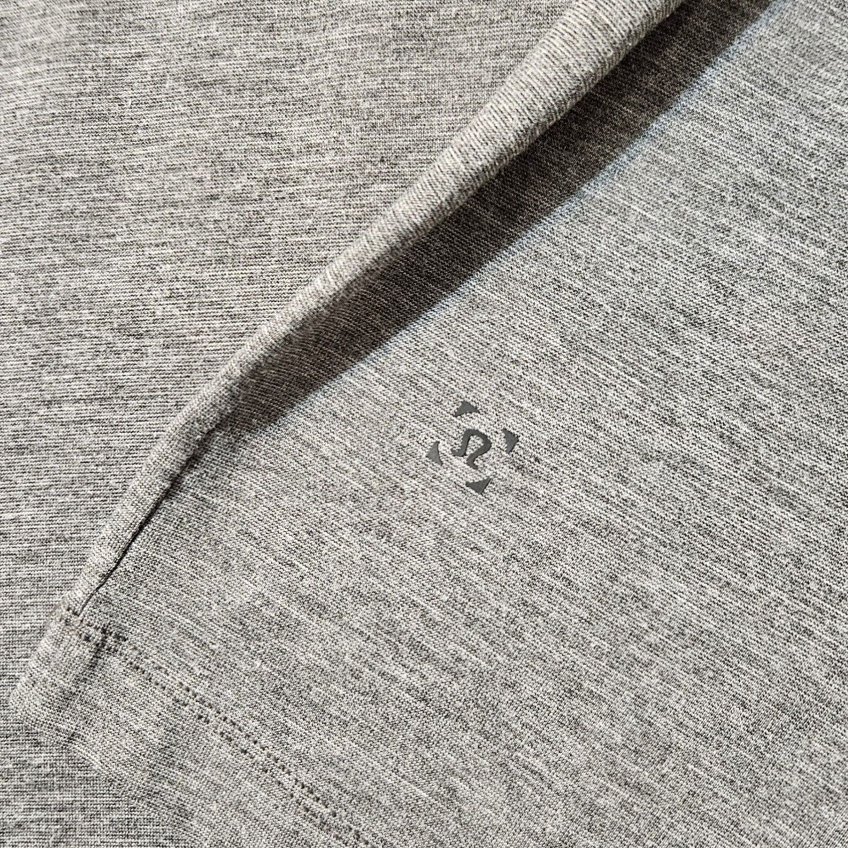 Lululemon Lululemon Polo Shirt Mens Size Medium Gray Performance Short Sleeve Casual Golf Size US M / EU 48-50 / 2 - 4 Thumbnail