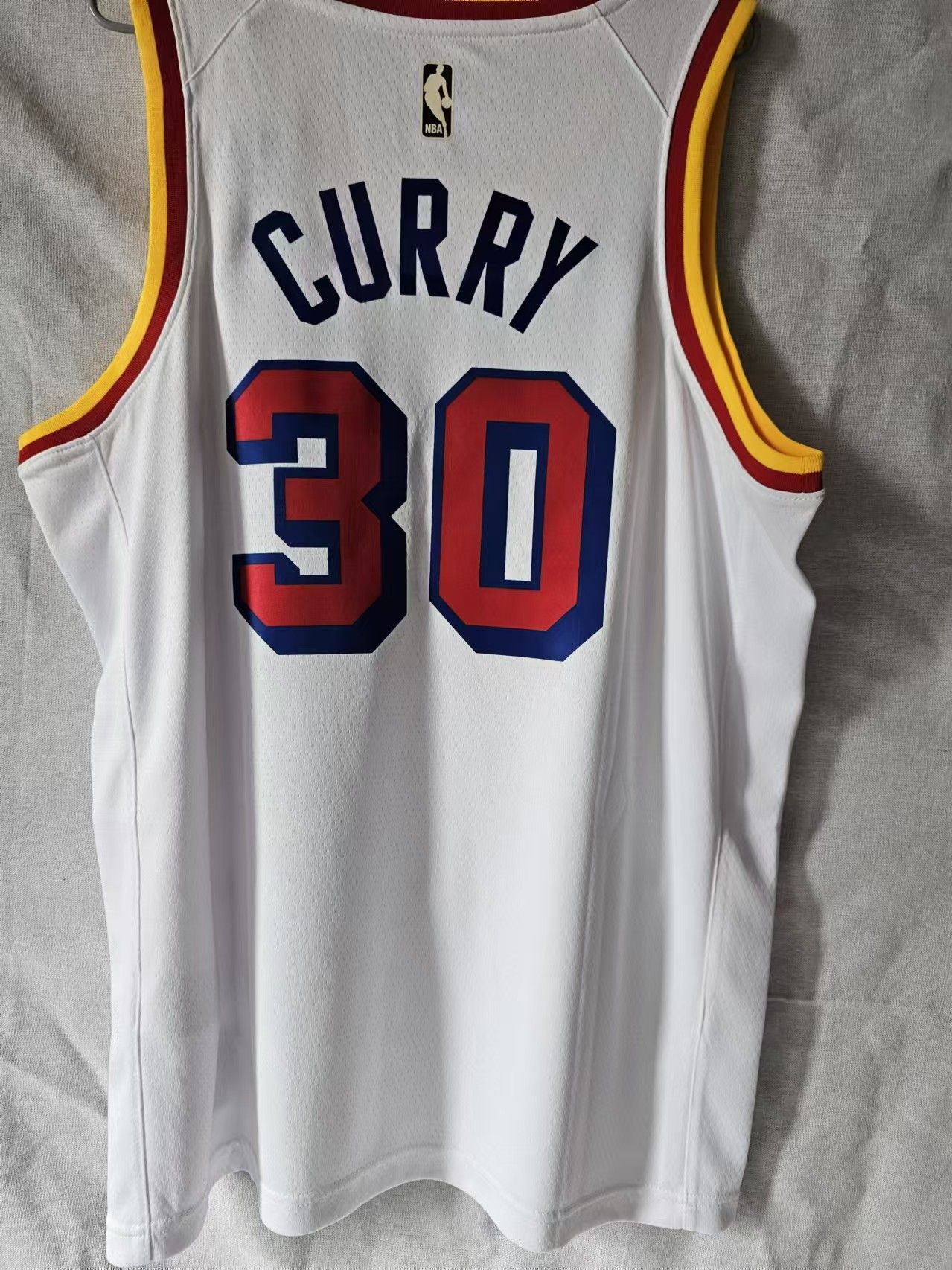 NBA Golden State Warriors 30 Stephen Curry Jersey Size US L / EU 52-54 / 3 - 2 Thumbnail