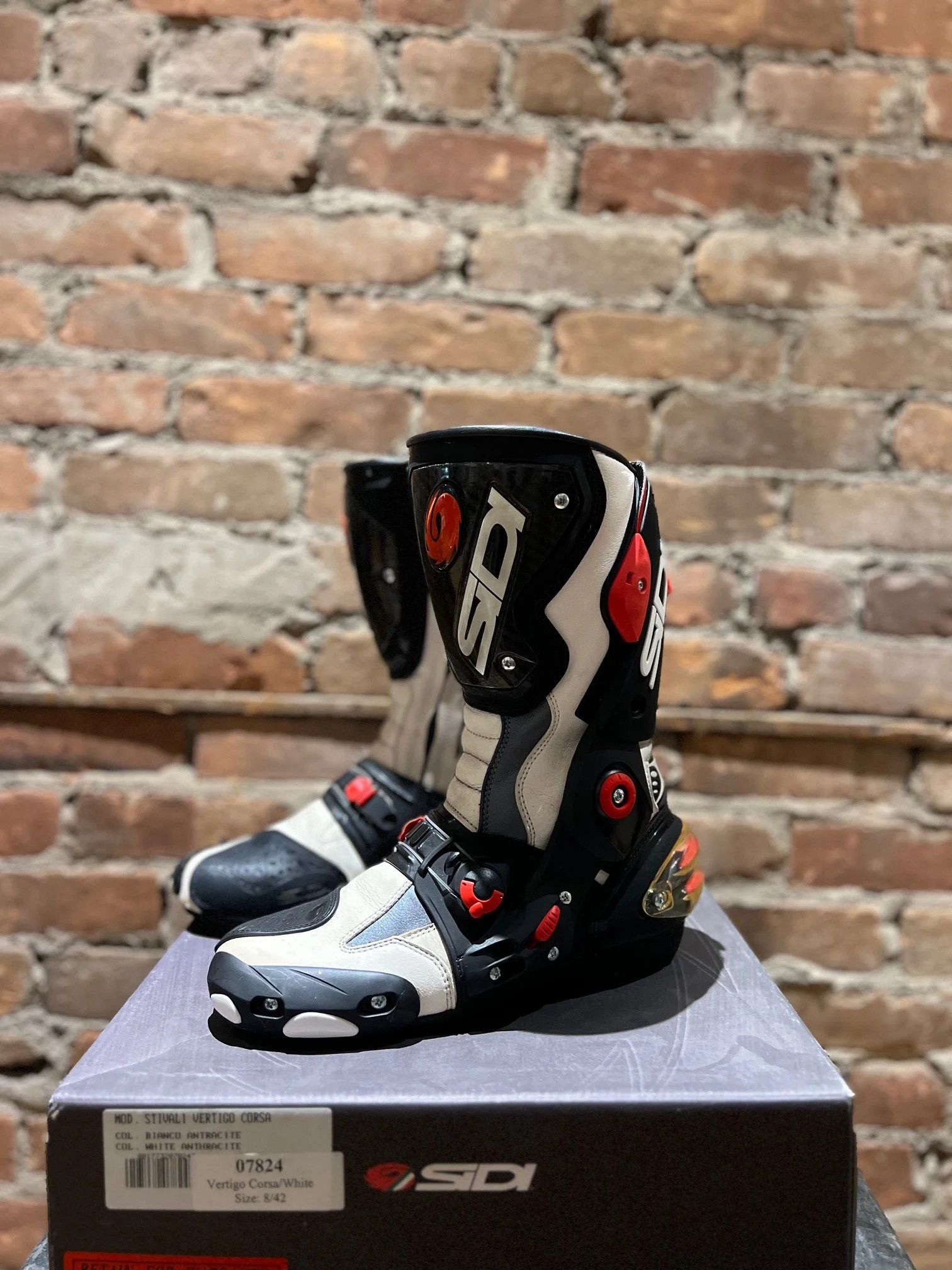 Sidi Sidi Vertigo Corsa Racing Boot – White/Anthracite Size US 9 / EU 42 - 1 Thumbnail