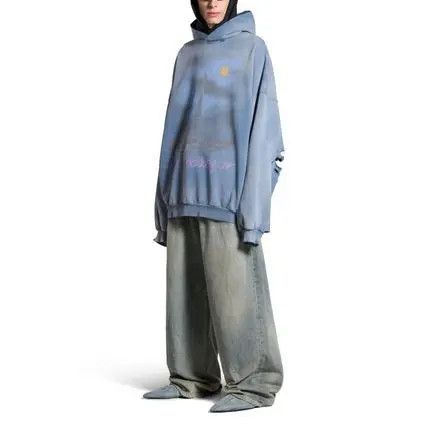 Balenciaga o1bcso1str0426 Paris Moon Hoodie Oversized In Blue Size US L / EU 52-54 / 3 - 6 Thumbnail