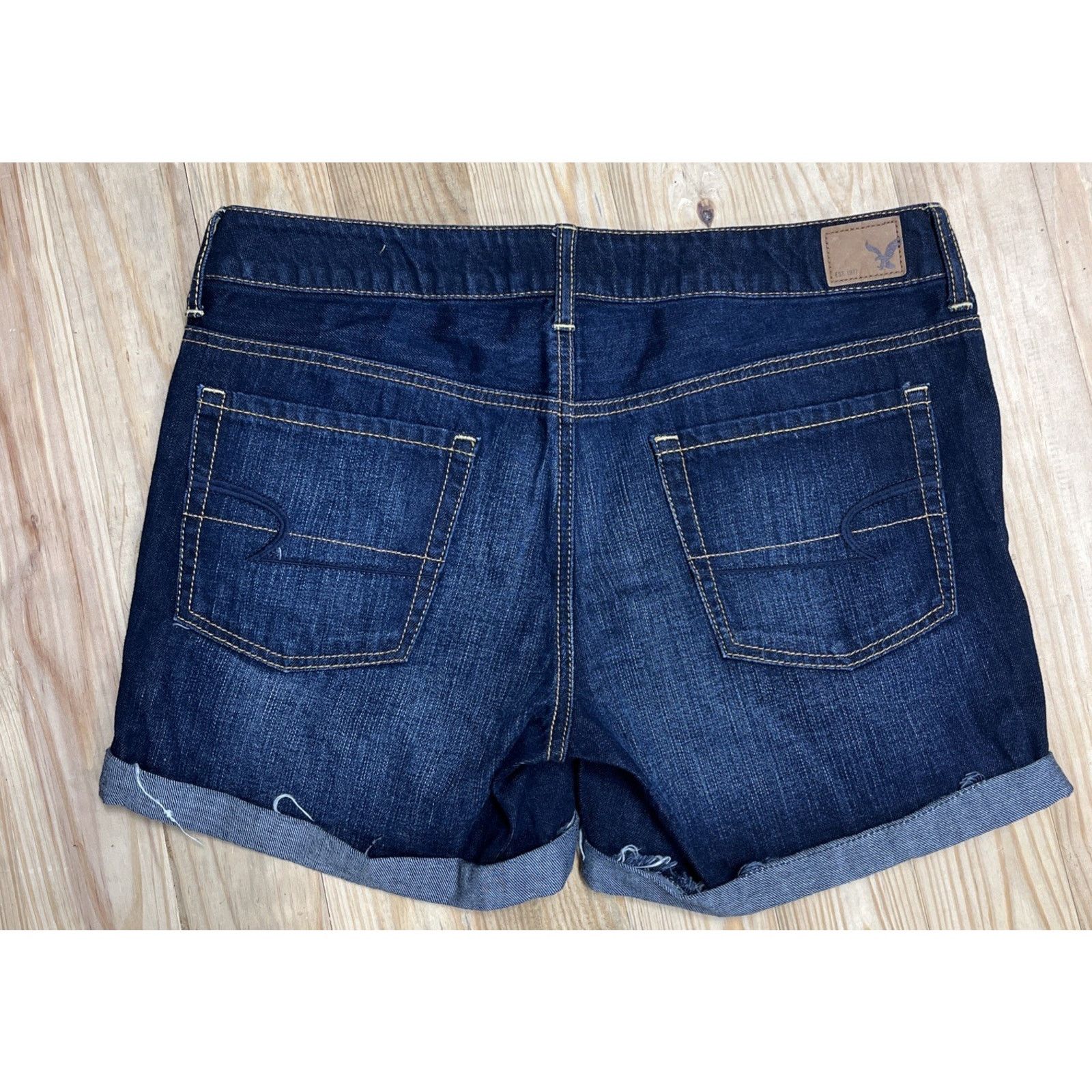 American Eagle Outfitters AE AMERICAN EAGLE MIDI STRETCH WOMENS JEAN SHORTS SIZE 6 Size 28" / US 6 / IT 42 - 2 Thumbnail