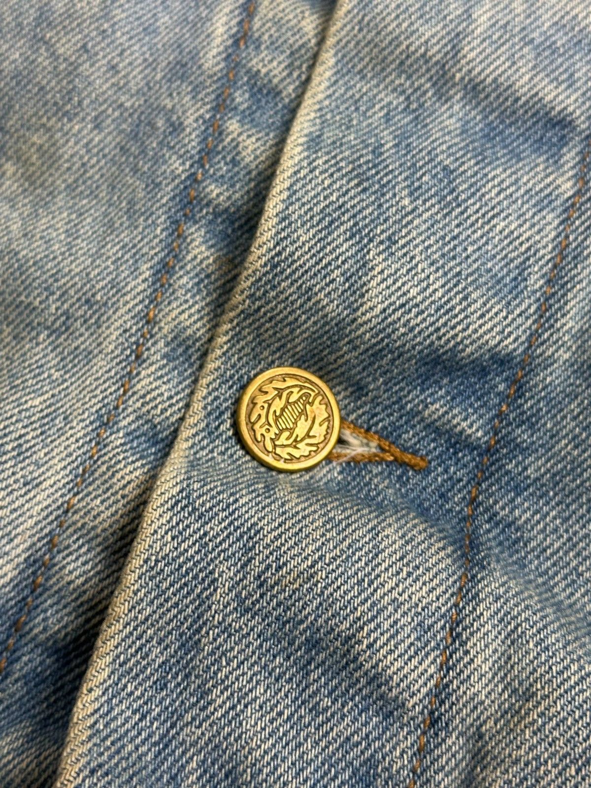 Camel Vintage 90s Camel Big Logo American Born Heavy Denim Jacket Size US L / EU 52-54 / 3 - 5 Thumbnail