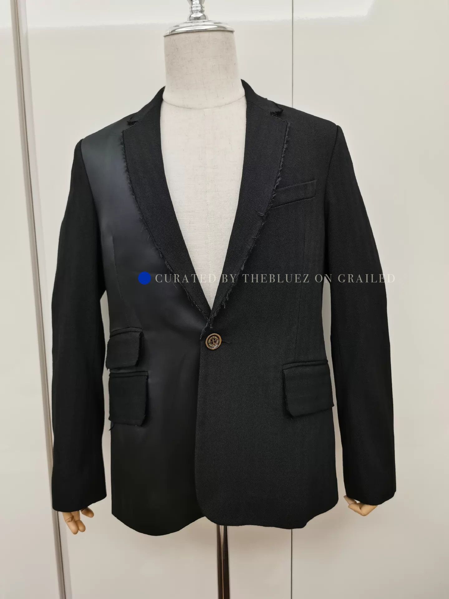 SOFTMACHINE Distressed Asymmetric Blazer in Black Size US M / EU 48-50 / 2 - 1 Thumbnail