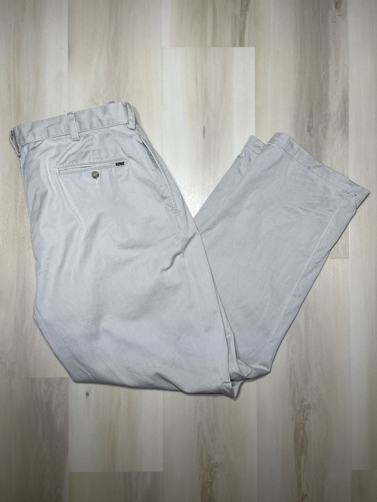Polo Ralph Lauren Polo Ralph Lauren Chino Pant 36x30 Beige Classic Fit Pleated Size US 36 / EU 52 - 1 Thumbnail