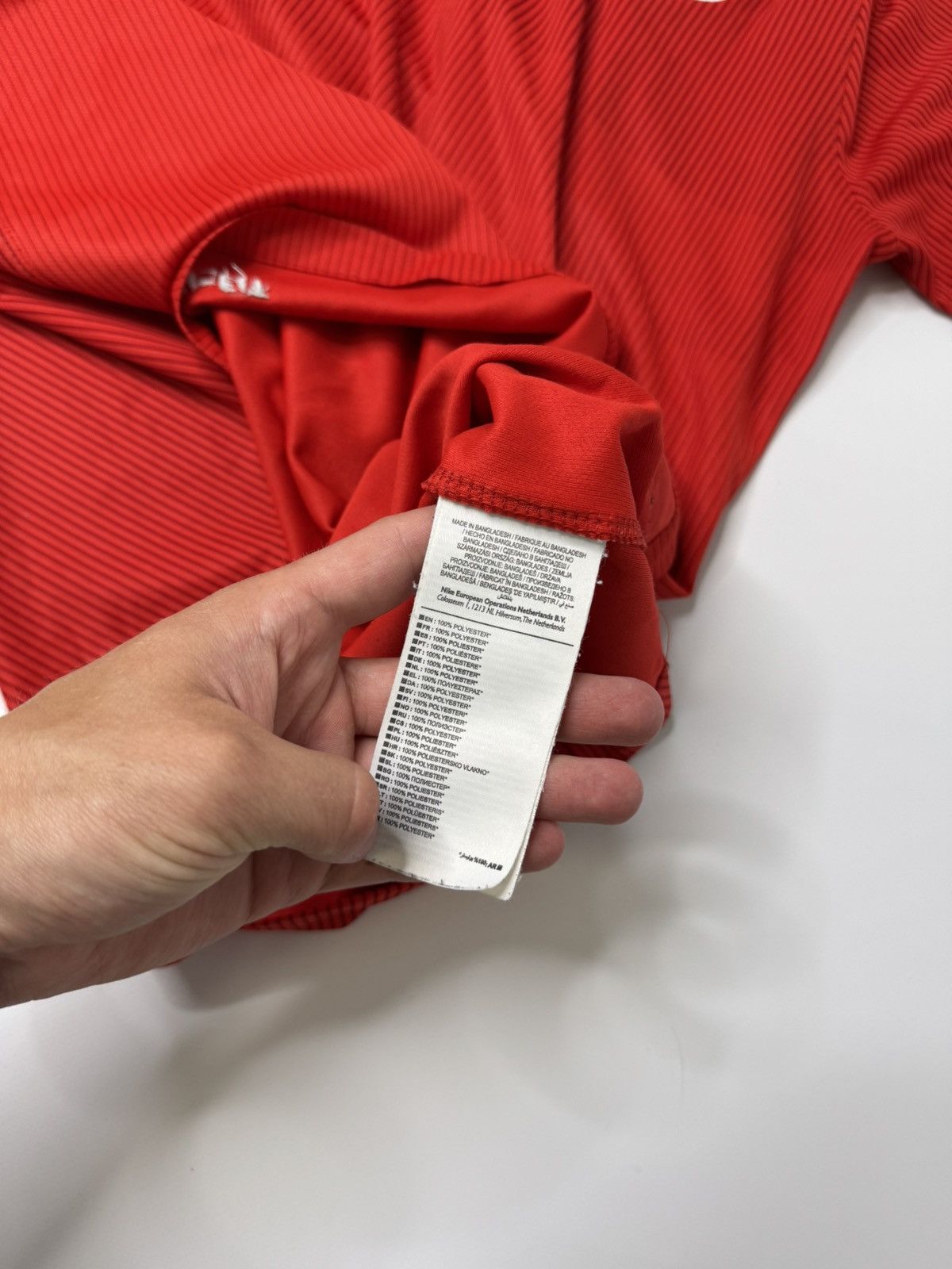 Nike Red England Jersey 2014/2015 away blokecore swag y2k drip Size US M / EU 48-50 / 2 - 6 Thumbnail