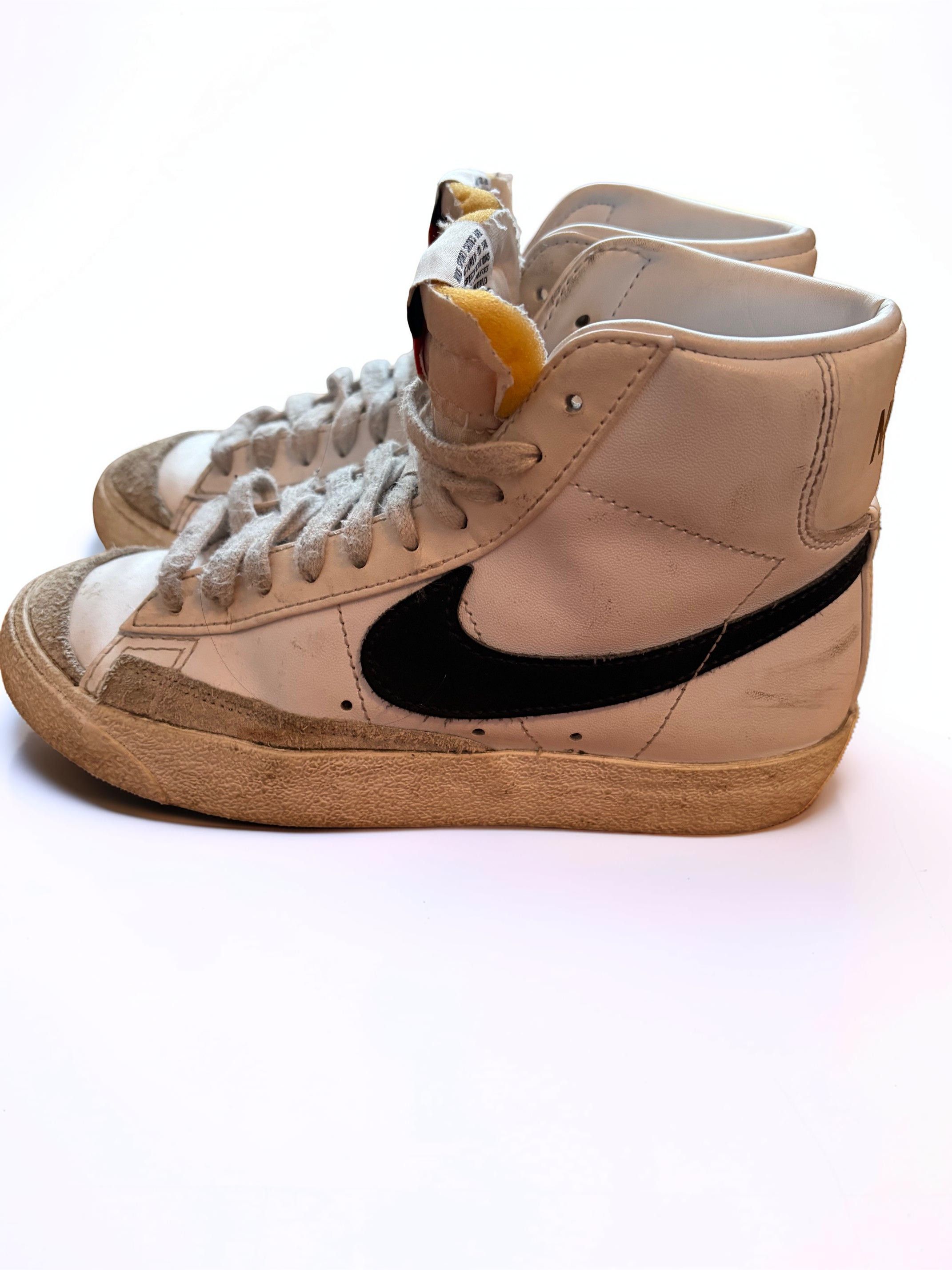 Nike Nike Blazer Mid '7 Size 5 Classic Vintage Basketball Sneaker Size US 5 / IT 35 - 2 Thumbnail