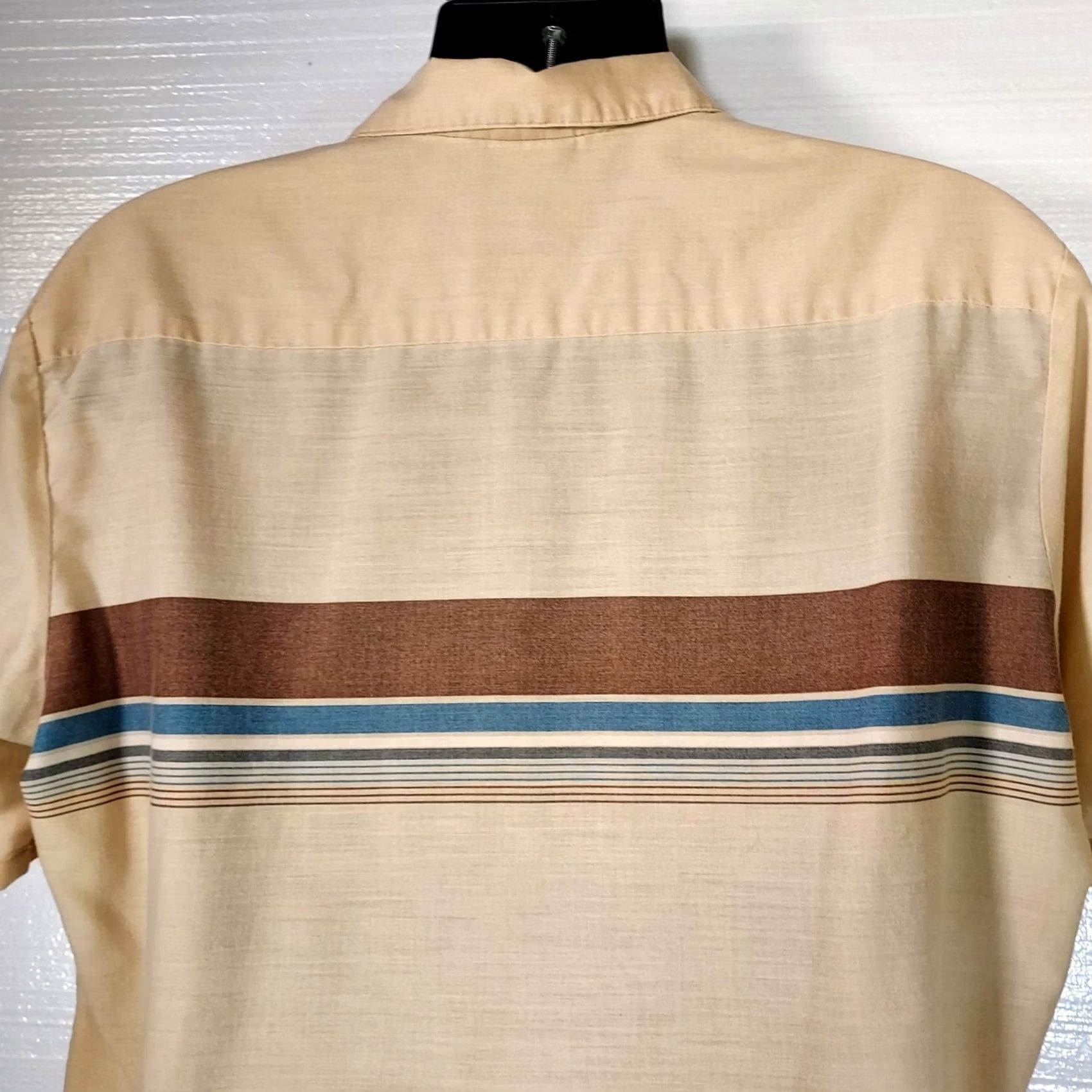 Vintage VINTAGE Triumph Shirt Button-Up XL Adult Short Sleeve Brown & Blue EUC Mens Size US XL / EU 56 / 4 - 7 Thumbnail