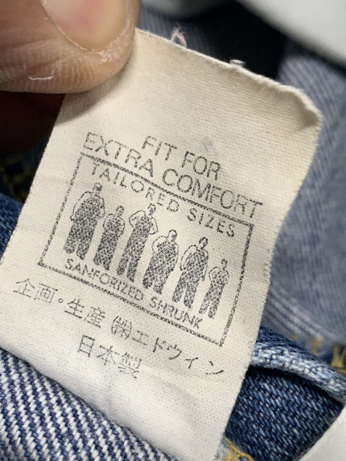 Lee DISTRESSED LEE RIDER LEF HAND SELVEDGE. Size US 30 / EU 46 - 8 Thumbnail