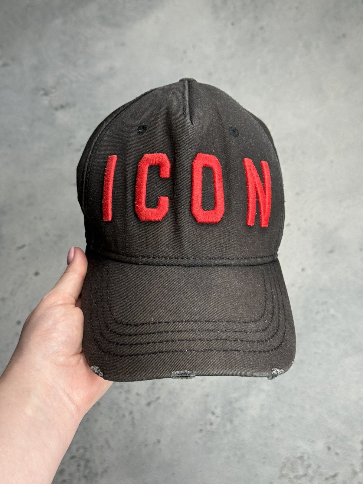 Dsquared2 Vintage Cap Dsquared2 Icon Born in Canada Faded Black Hat Size ONE SIZE - 6 Thumbnail