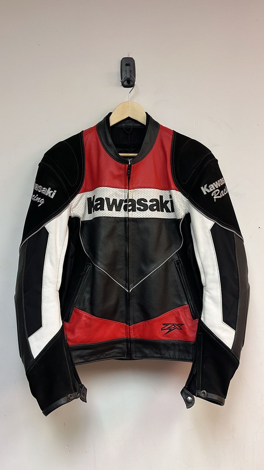 Other Leather Kawasaki Motorcycle Jacket Size US L / EU 52-54 / 3 - 5 Thumbnail