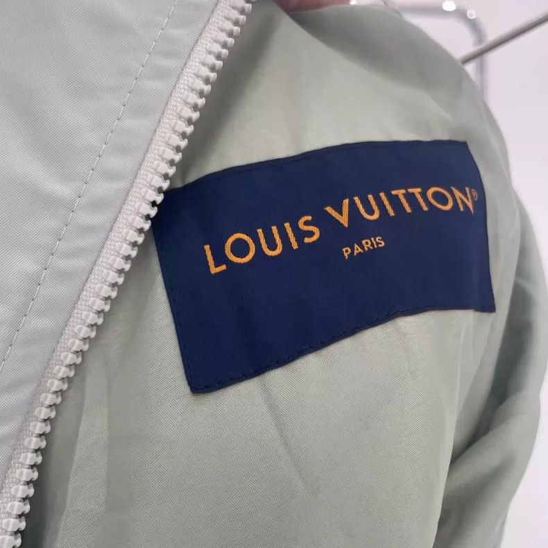 Louis Vuitton Louis Vuitton Embroidered aviator jacket Size US L / EU 52-54 / 3 - 5 Thumbnail
