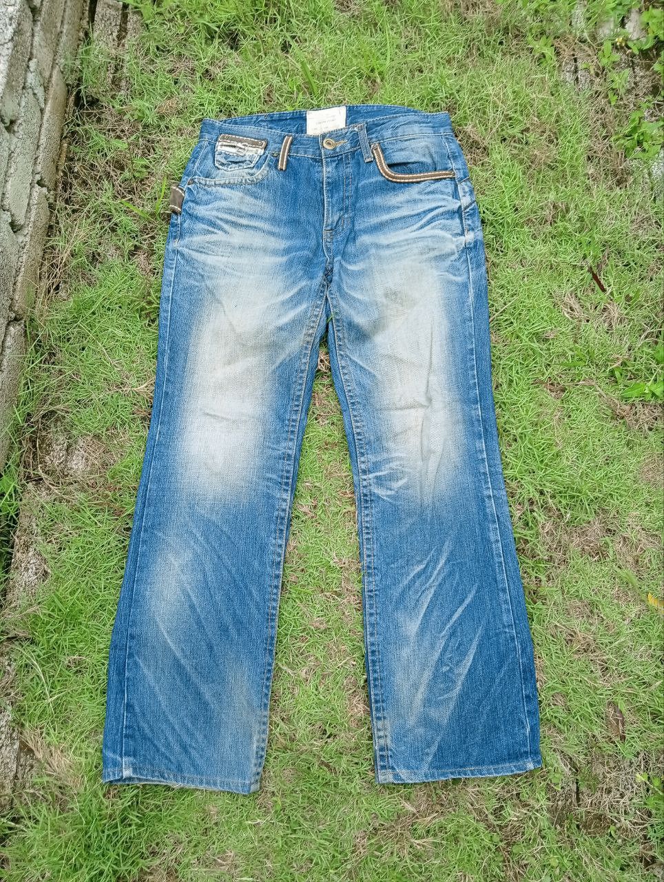 Japanese Brand JAPANESE LOLITA by CONCERT CLUB WASHED JEANS Size US 31 - 5 Thumbnail