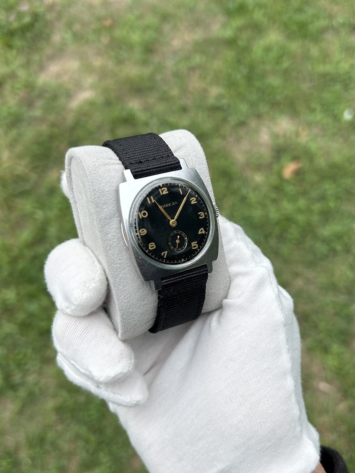 Vintage Vintage Watch Pobeda Soviet USSR Mechanical 1970s Size ONE SIZE - 5 Thumbnail