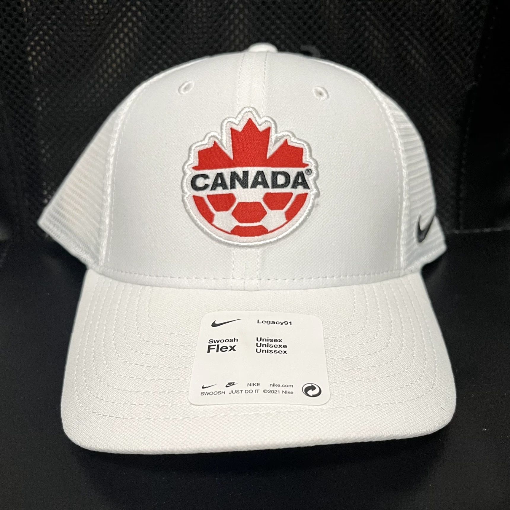Nike VINTAGE Team Canada Nike Hat Cap Dri Fit Swoosh Flex Legacy91 White Red USA Mens Baseball Cap 90s N/A Size ONE SIZE - 2 Thumbnail