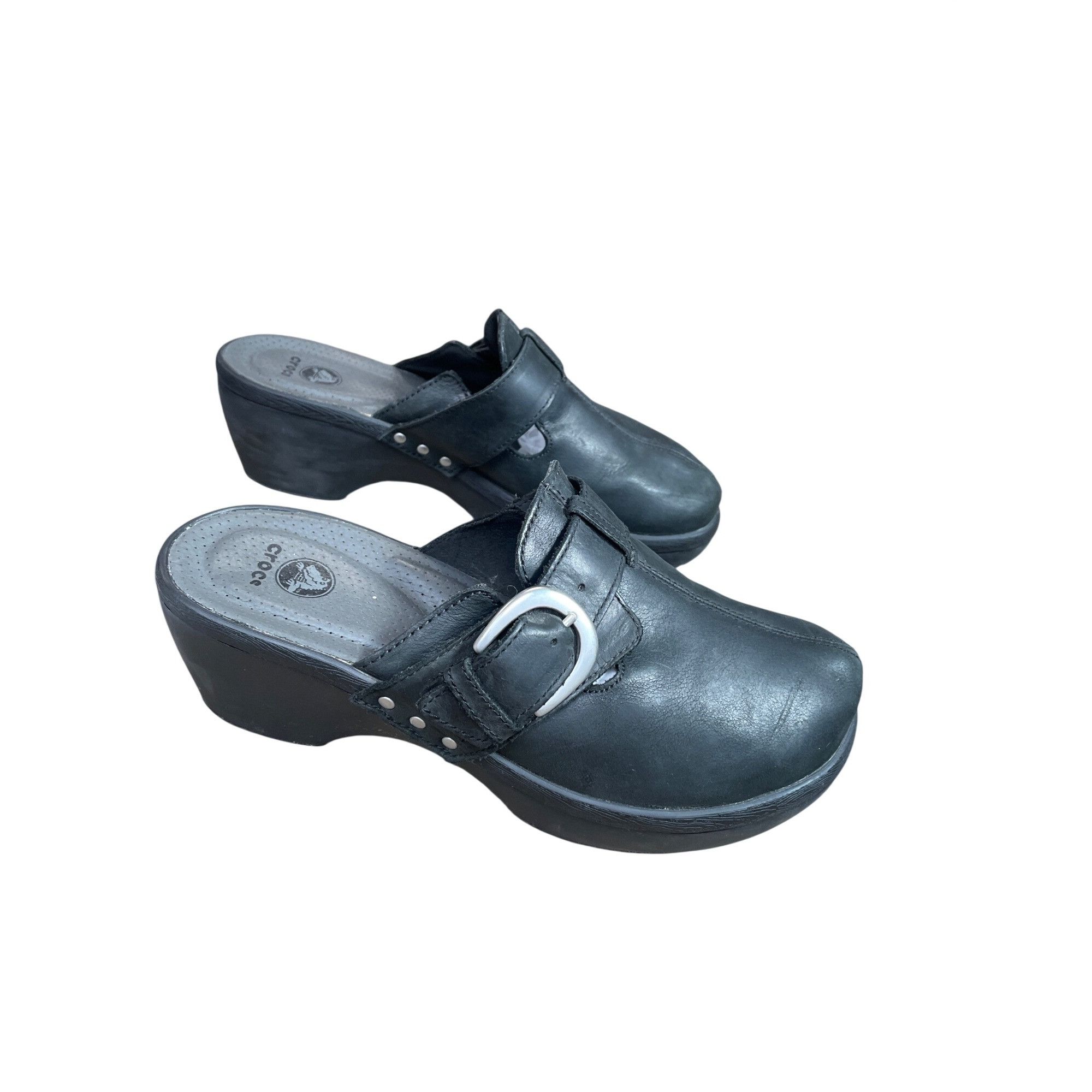 Crocs Crocs womans black leather slip on clogs mules Sz 9 SKU 9725 Size US 9 / IT 39 - 3 Thumbnail