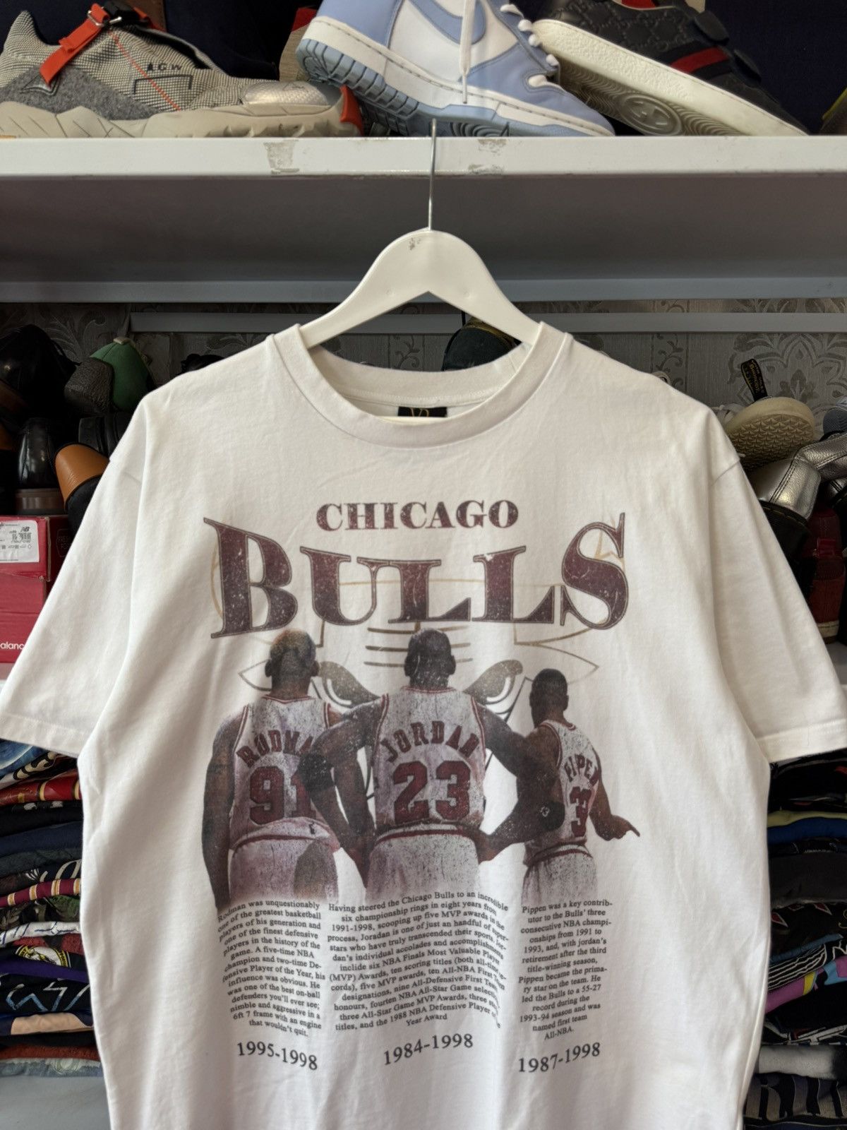 NBA Vintage Chicago Bulls T-shirts Y2K Jordan Rodman Pippen Size US XL / EU 56 / 4 - 2 Thumbnail