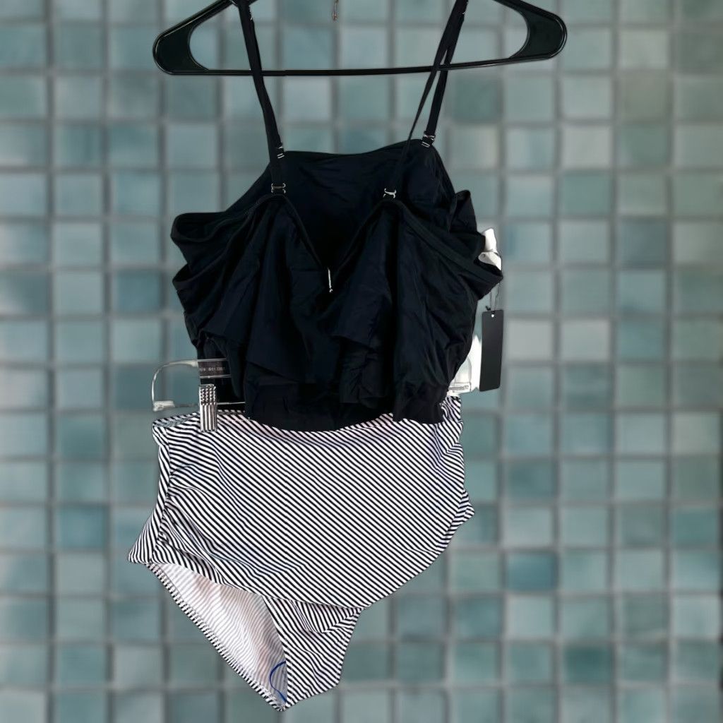 Vintage Tempt Me Tankini Set Womens Size L Black Gray Ruffled Swim Top & Shorts Size L / US 10 / IT 46 - 1 Thumbnail