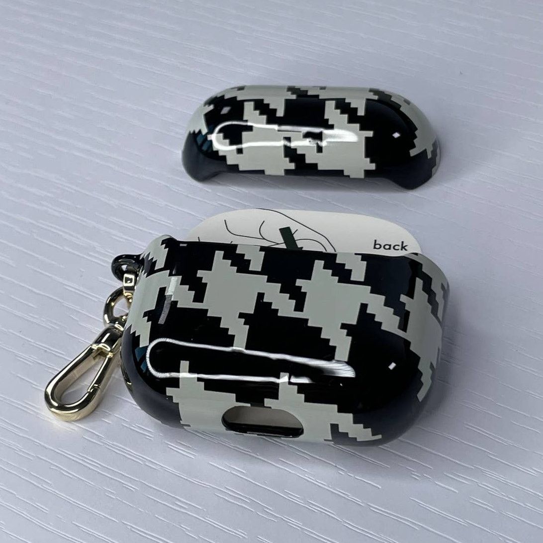 Kate Spade Kate Spade Houndstooth Print Airpods 3rd Generation Case Size ONE SIZE - 5 Thumbnail