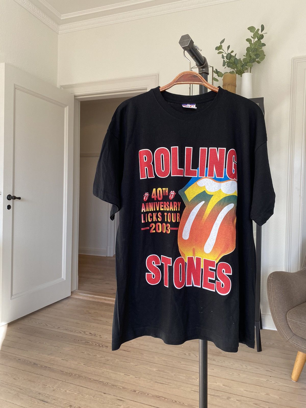 The Rolling Stones × Vintage The Rolling Stones Vintage Licks Tour Tee Size US XL / EU 56 / 4 - 1 Thumbnail