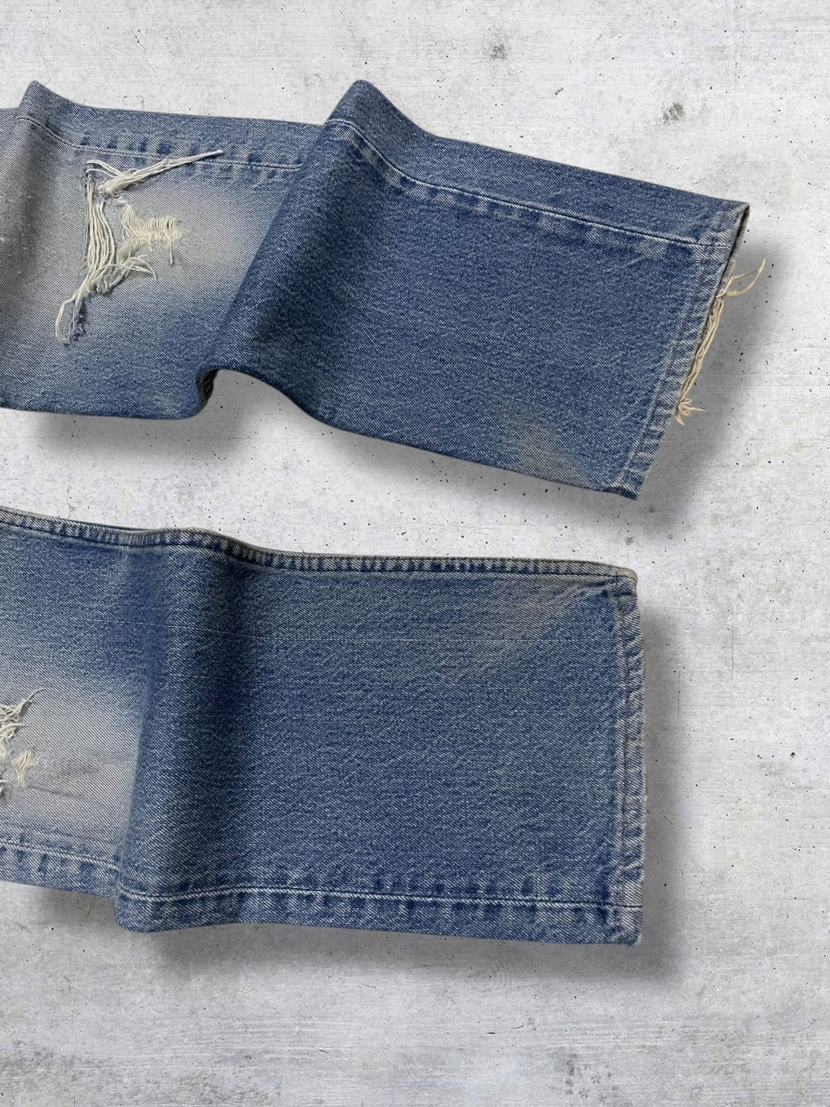 Levi's Vintage Clothing VINTAGE 501 LEVIS 90S DESIGNER OG DESIGN DISTRESSED DENIM Size US 29 - 5 Thumbnail