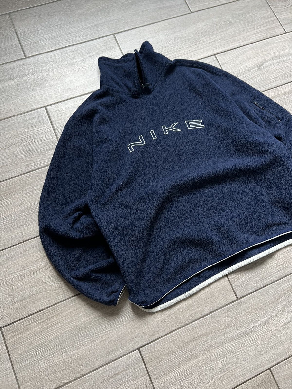 Nike × Vintage Vintage 90 NIKE FLEECE VINTAGE CENTER LOGO HOODIE 00’s Size US L / EU 52-54 / 3 - 7 Thumbnail