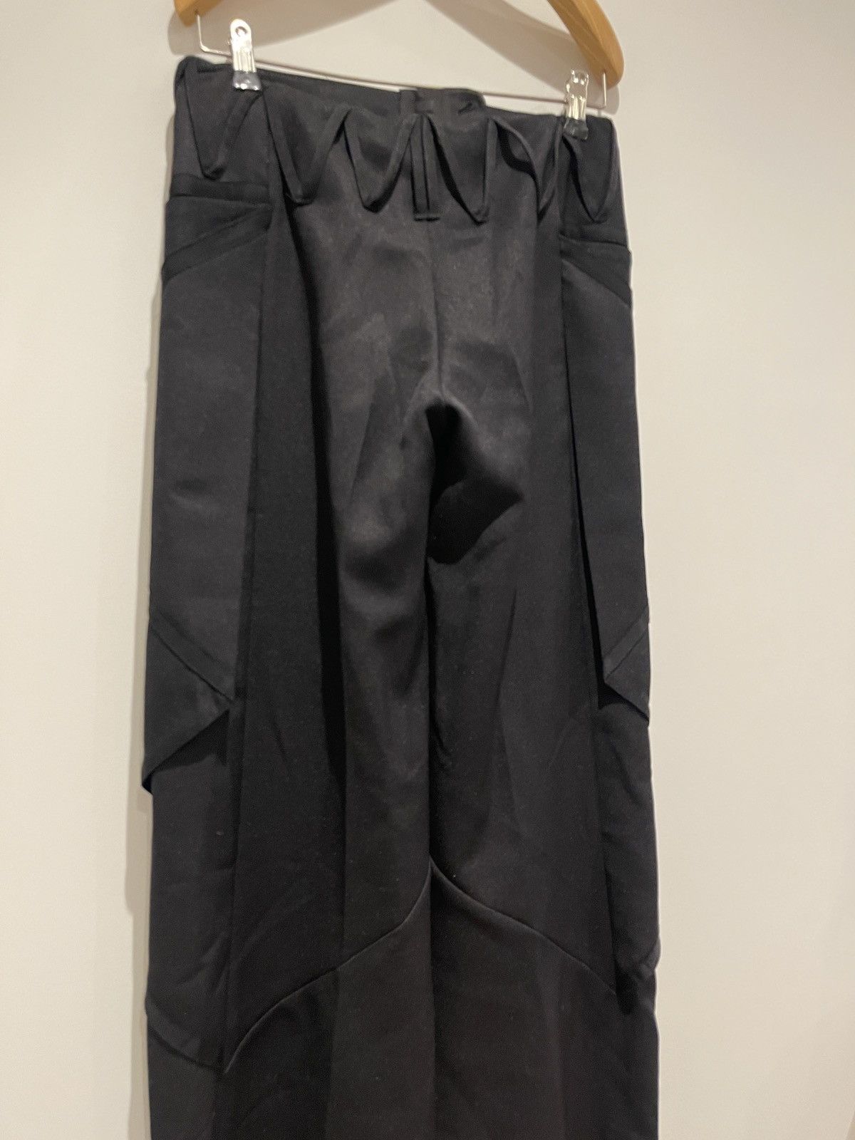 Kiko Kostadinov Kiko Kostadinov waterfall trousers black BNWT Size 25" / US 0 / IT 36 - 5 Thumbnail