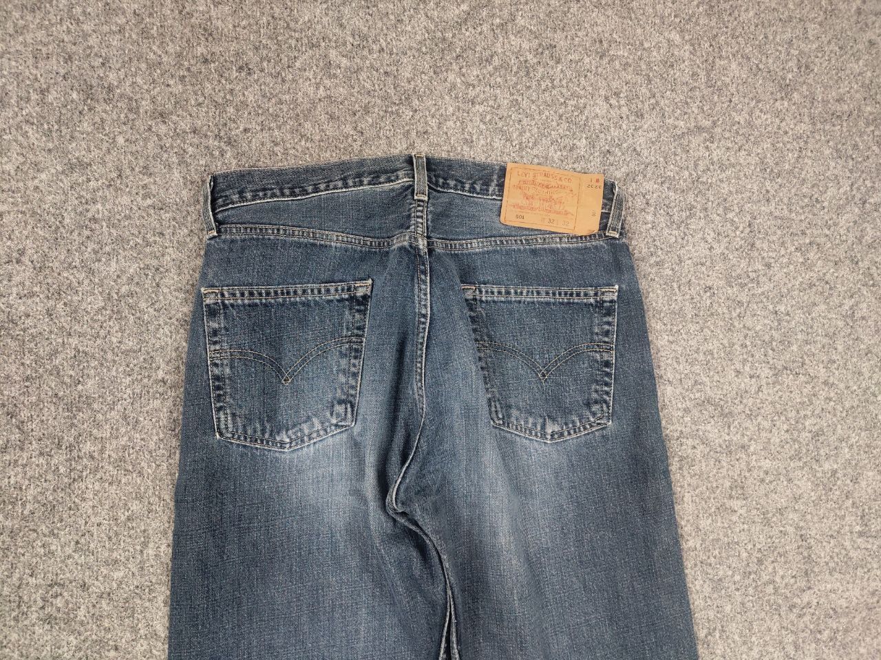 Levi's Vintage 90's Levi's 501 USA Perfect Faded Blue denim Jeans Size US 32 / EU 48 - 9 Thumbnail