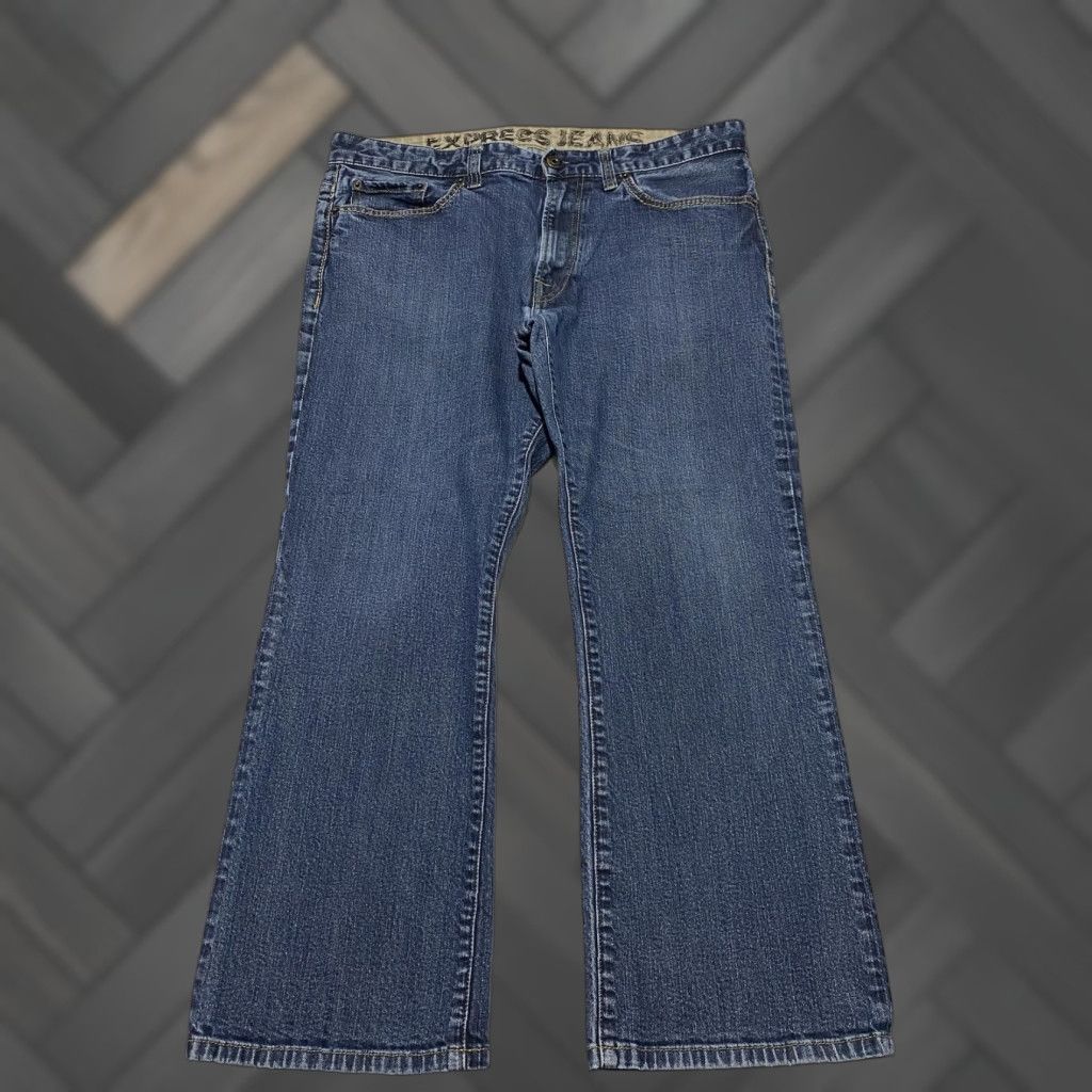 Express VINTAGE Express Jeans Mens 36x27 Blue Loose Fit Straight Leg Denim Classic 5 Pocket Size US 36 / EU 52 - 1 Thumbnail