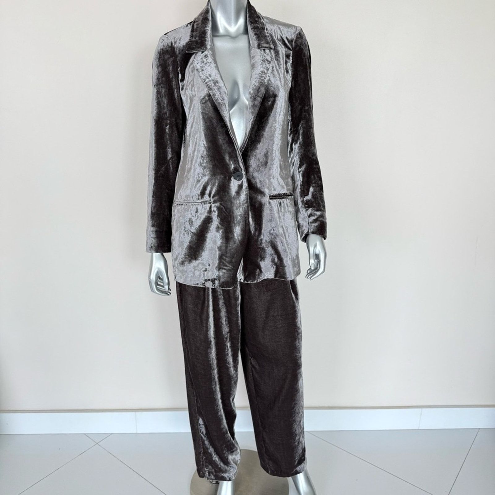 Other NEW!! DIXIE women velvet costume jacket/pants size S 650$ Size S / US 4 / IT 40 - 1 Thumbnail