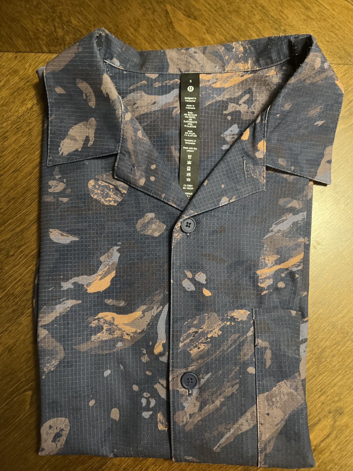 Lululemon Lululemon camo tee Size US S / EU 44-46 / 1 - 1 Thumbnail