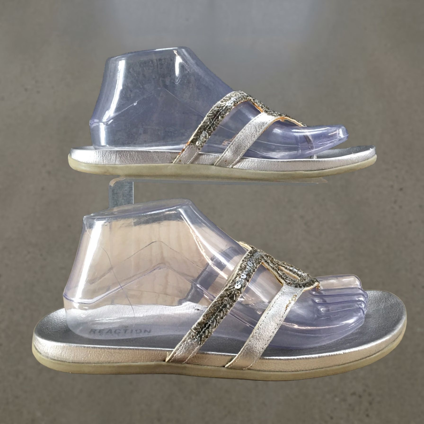 Kenneth Cole Kenneth Cole Reaction Sandals Womens 9 Thong Silver Sequins Casual Comfort Flats Size US 9 / IT 39 - 1 Thumbnail