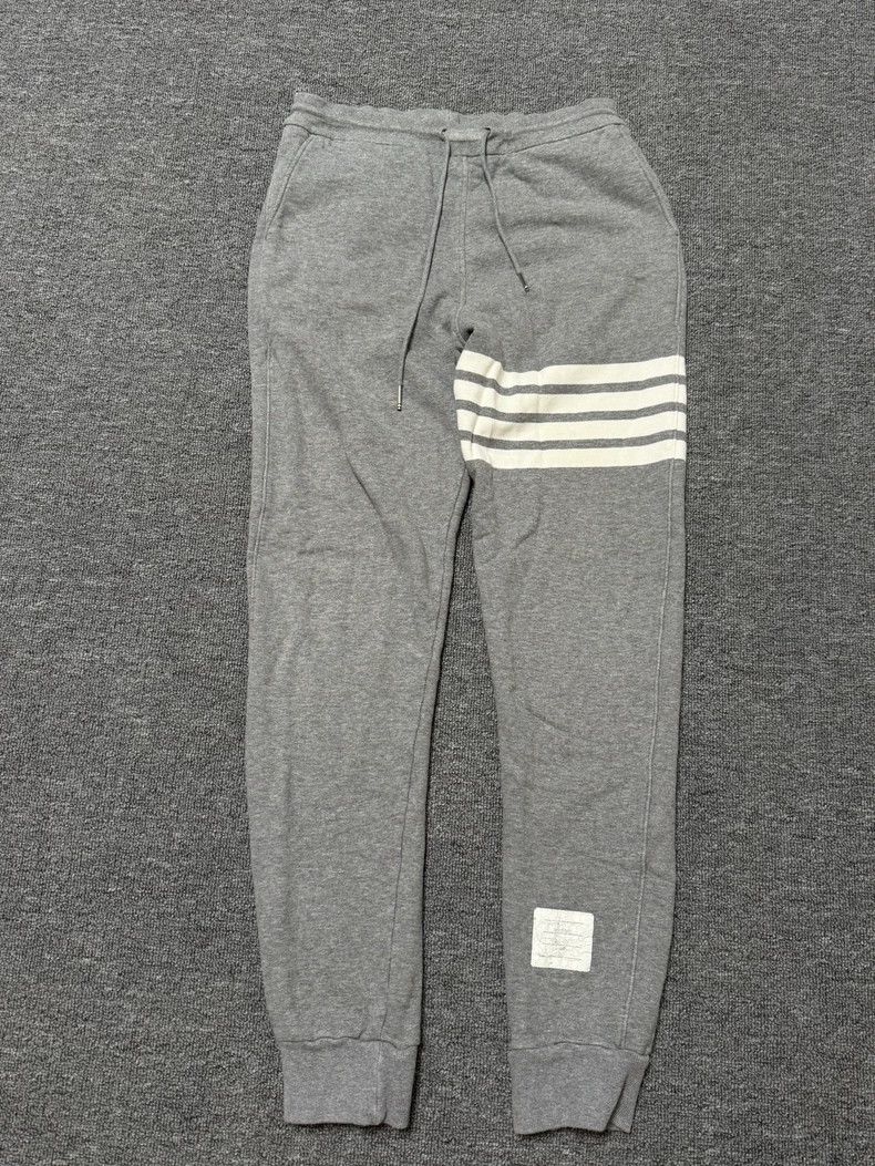Thom Browne Thom Browne Classic Sweatpants - dmc Size US 26 / EU 42 - 1 Thumbnail