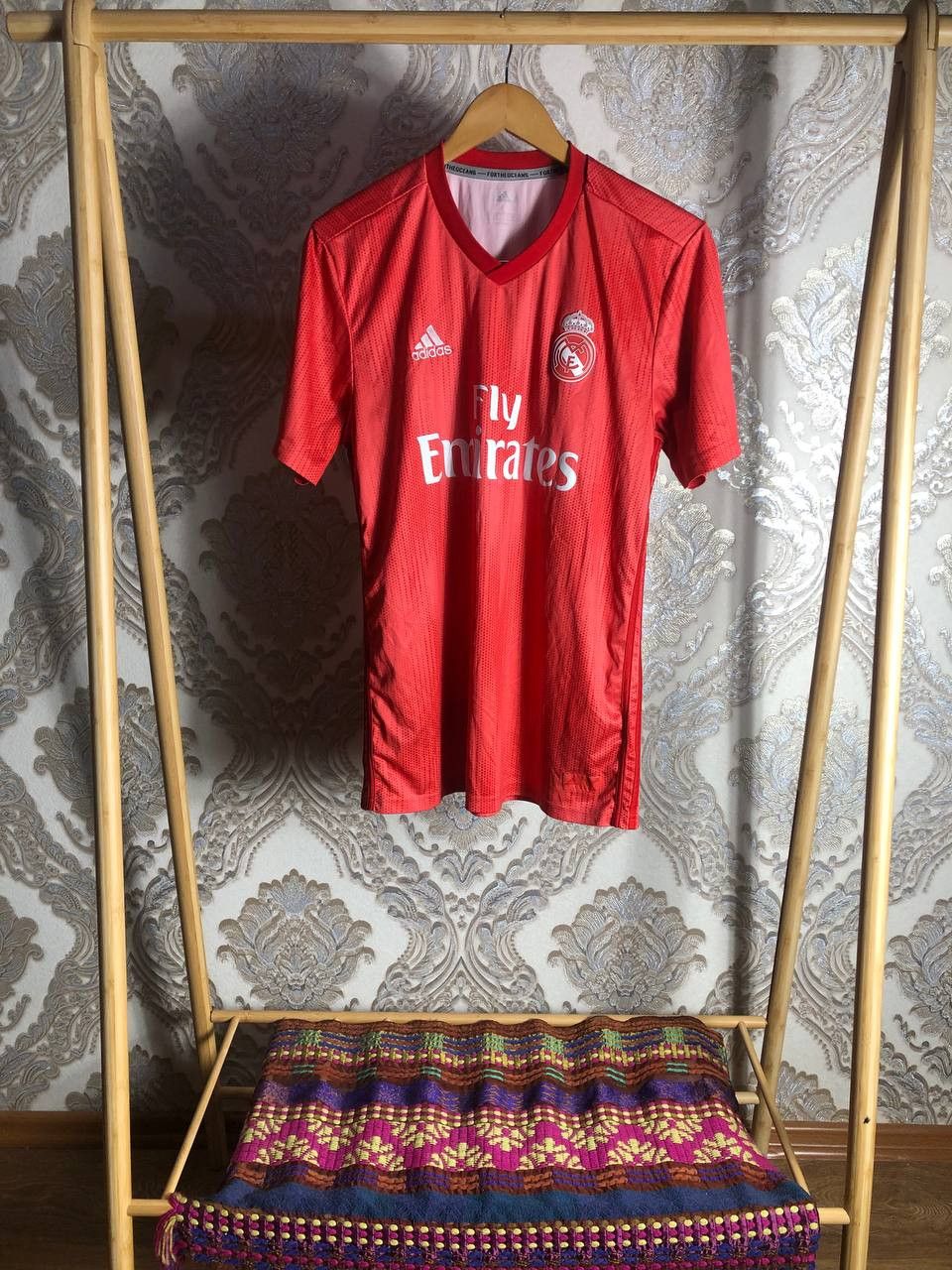 Adidas Vintage Adidas FC Real Madrid Spain Soccer Jersey Retro Y2K Size US L / EU 52-54 / 3 - 1 Thumbnail