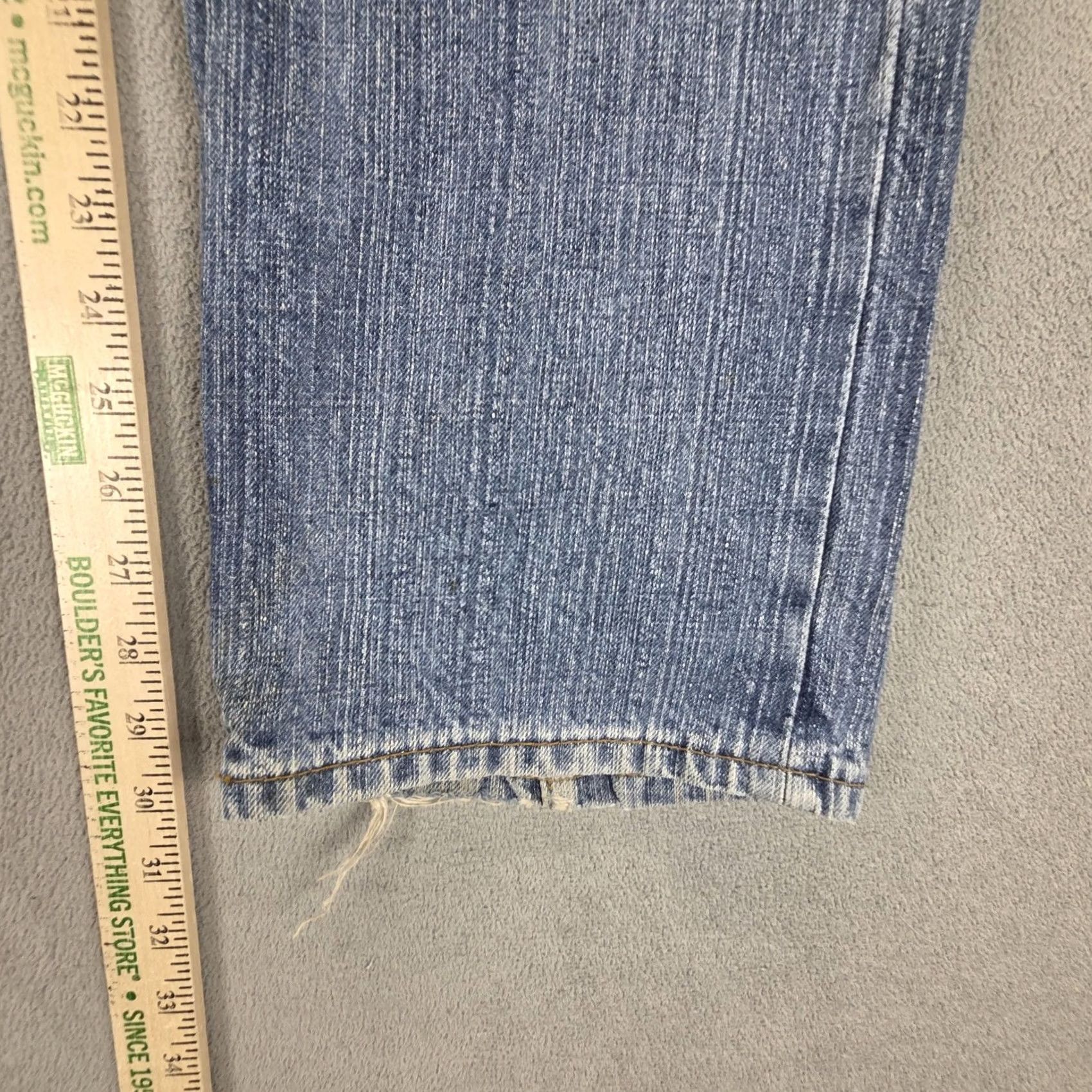 Levi's Levis 501 Jeans Mens Straight Denim Blue Medium Wash 32x30 Classic Fit Pockets Button Vintage No Size US 32 / EU 48 - 4 Thumbnail