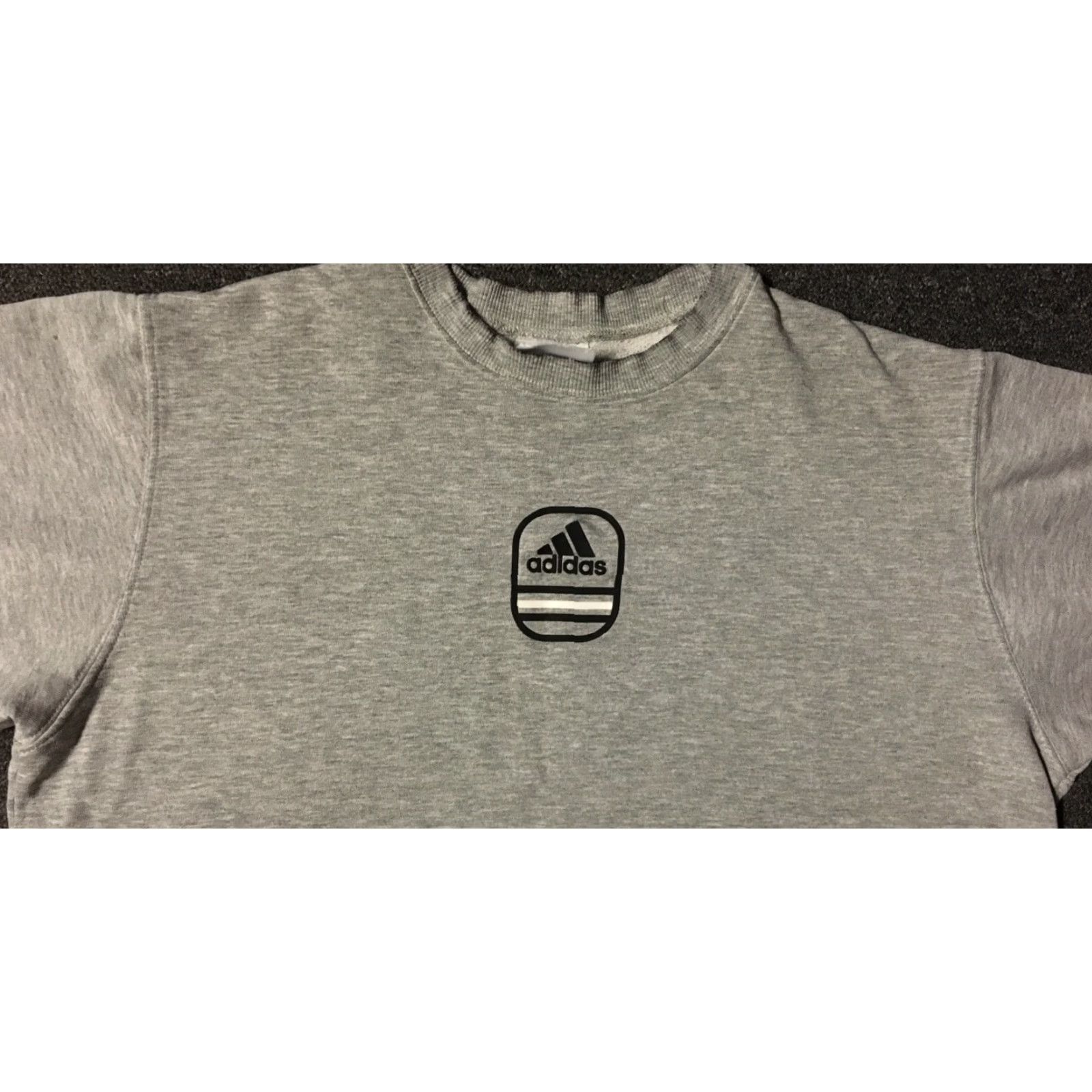 Adidas VINTAGE Adidas Hoodie Mens M Gray 90s Grunge Distressed Boxy Sweatshirt Center Logo USA Punk Surf Skate Football Basketball Beach Retro Size US M / EU 48-50 / 2 - 5 Thumbnail