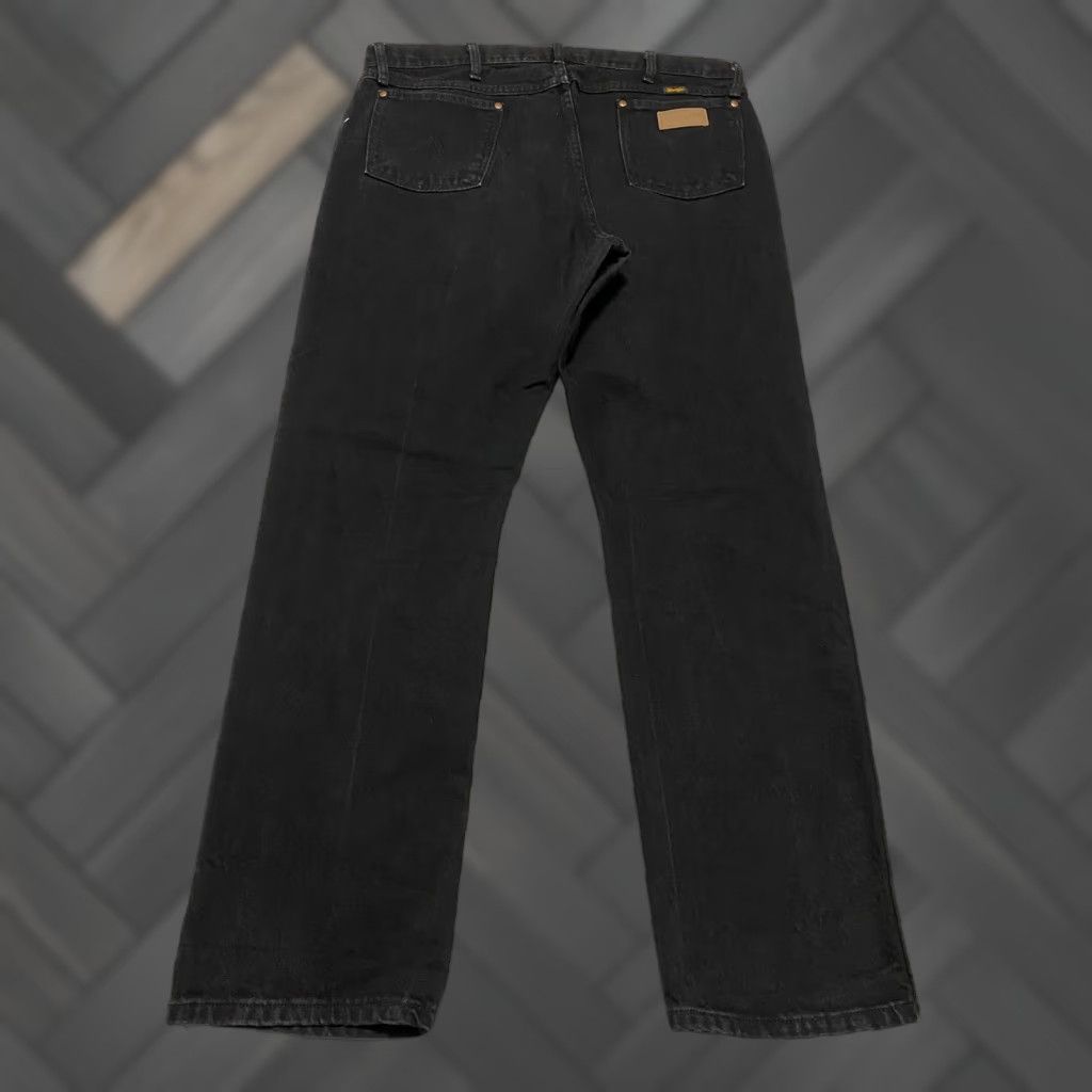 Wrangler VINTAGE Wrangler Jeans Mens Size 40×34 Black Denim 5-Pocket Design Western Cowboy Cut Straight Regular Size US 40 / EU 56 - 1 Thumbnail